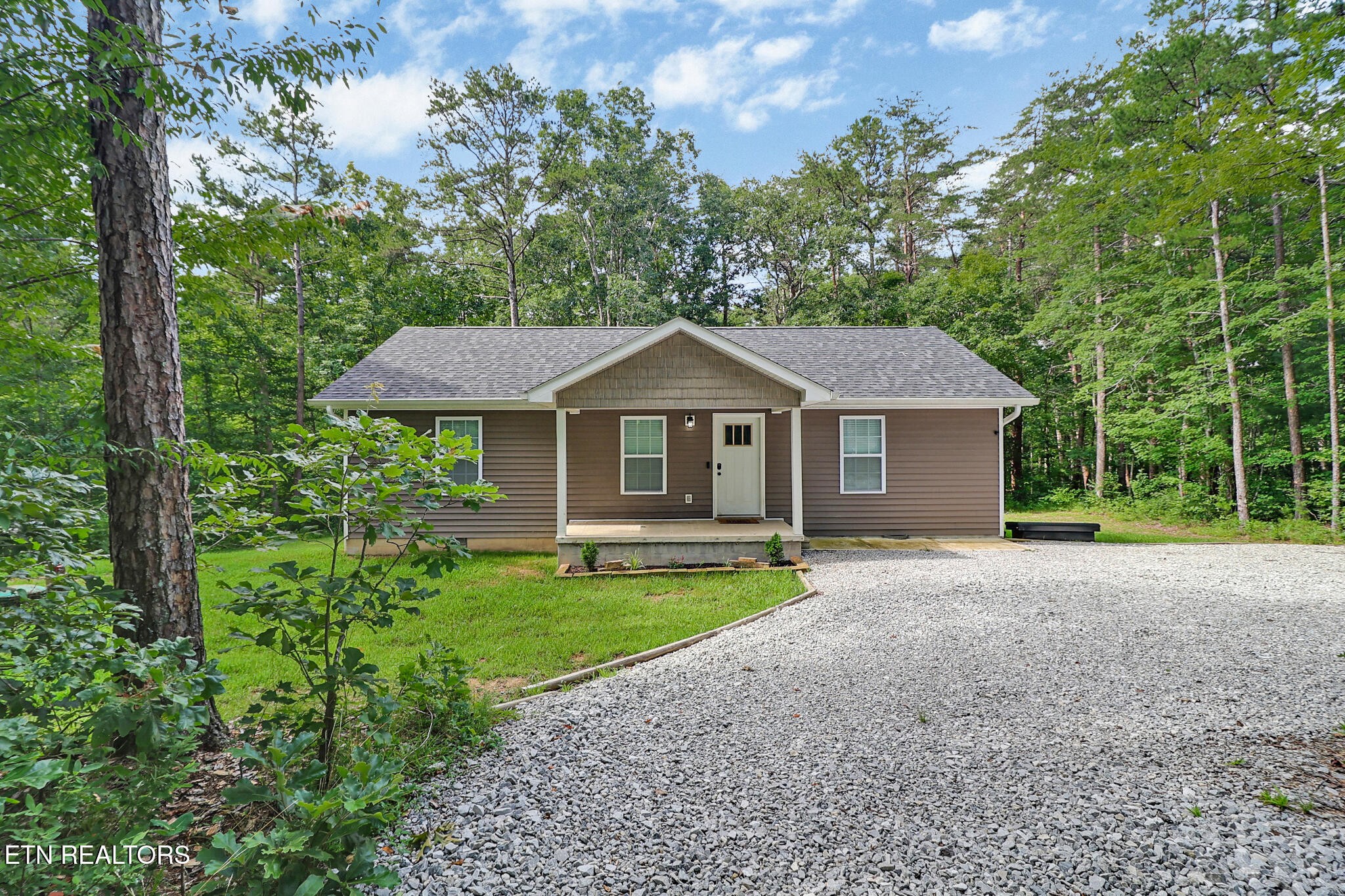 152 Goney Rd Property Photo 1