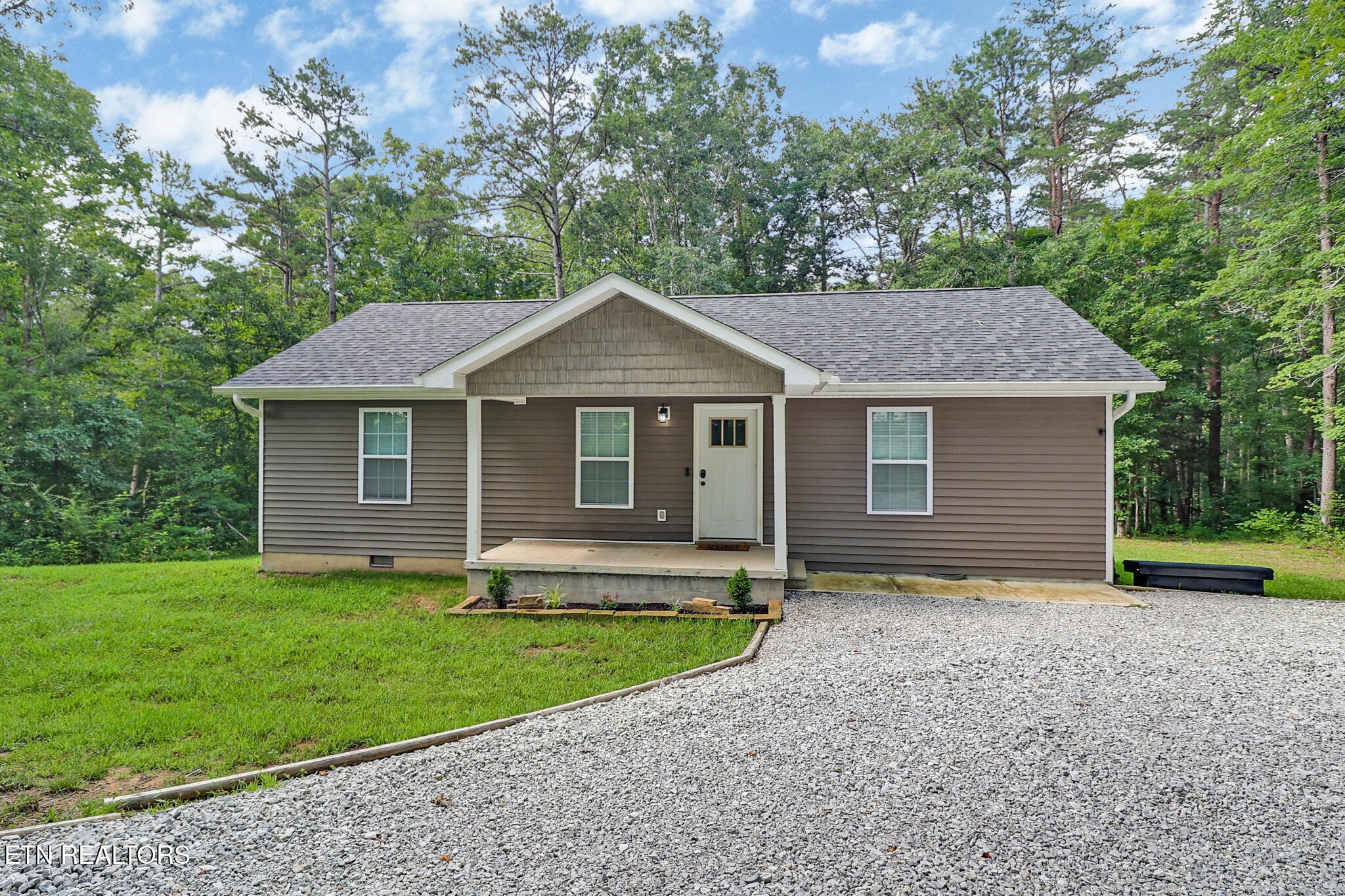 152 Goney Rd Property Photo 2