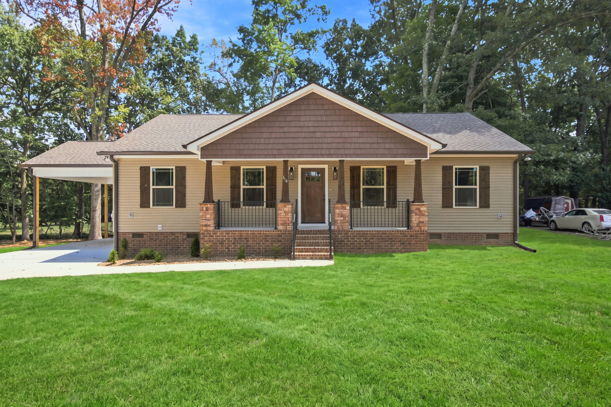 614 Wanda Ln Property Photo 1