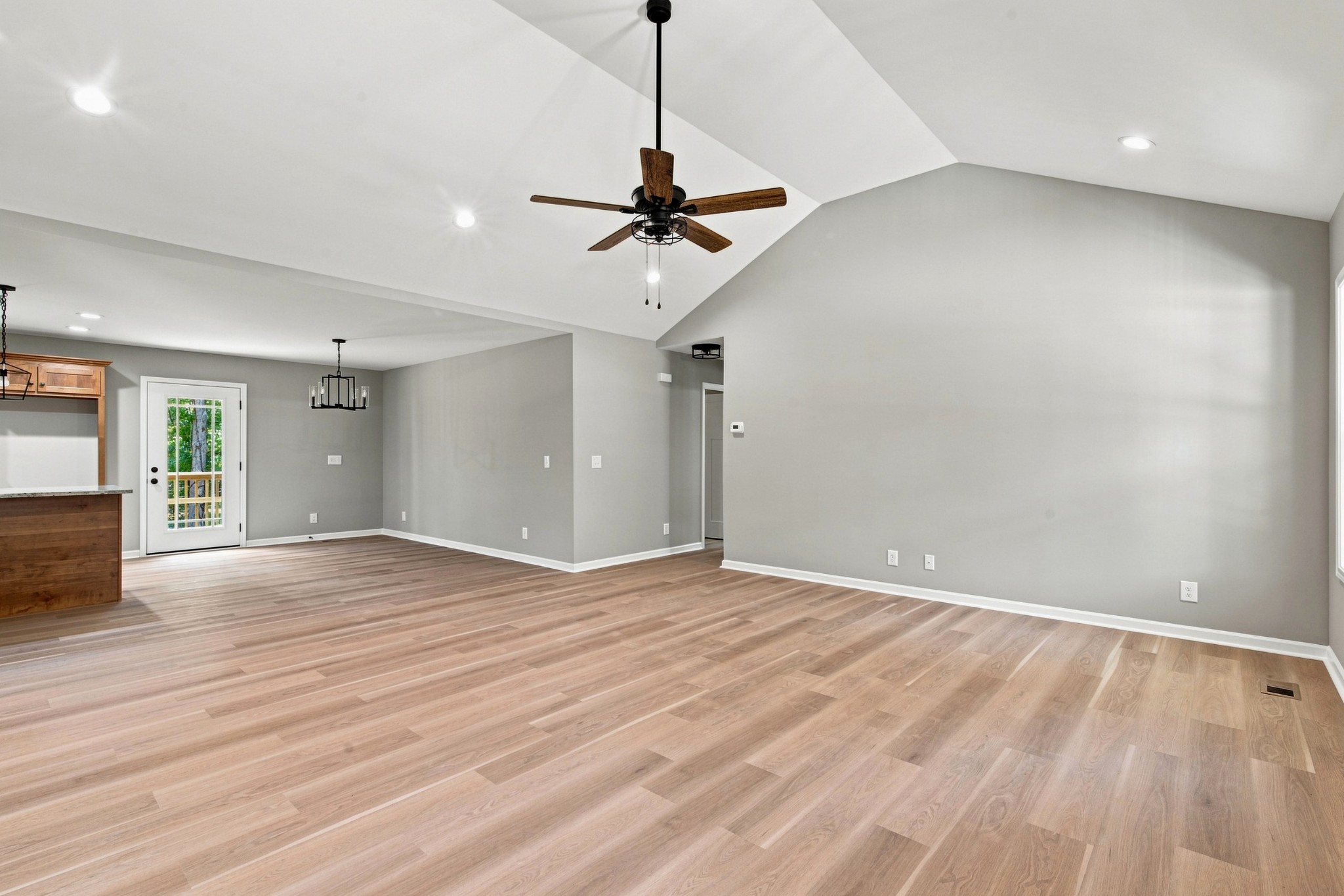 614 Wanda Ln Property Photo 15