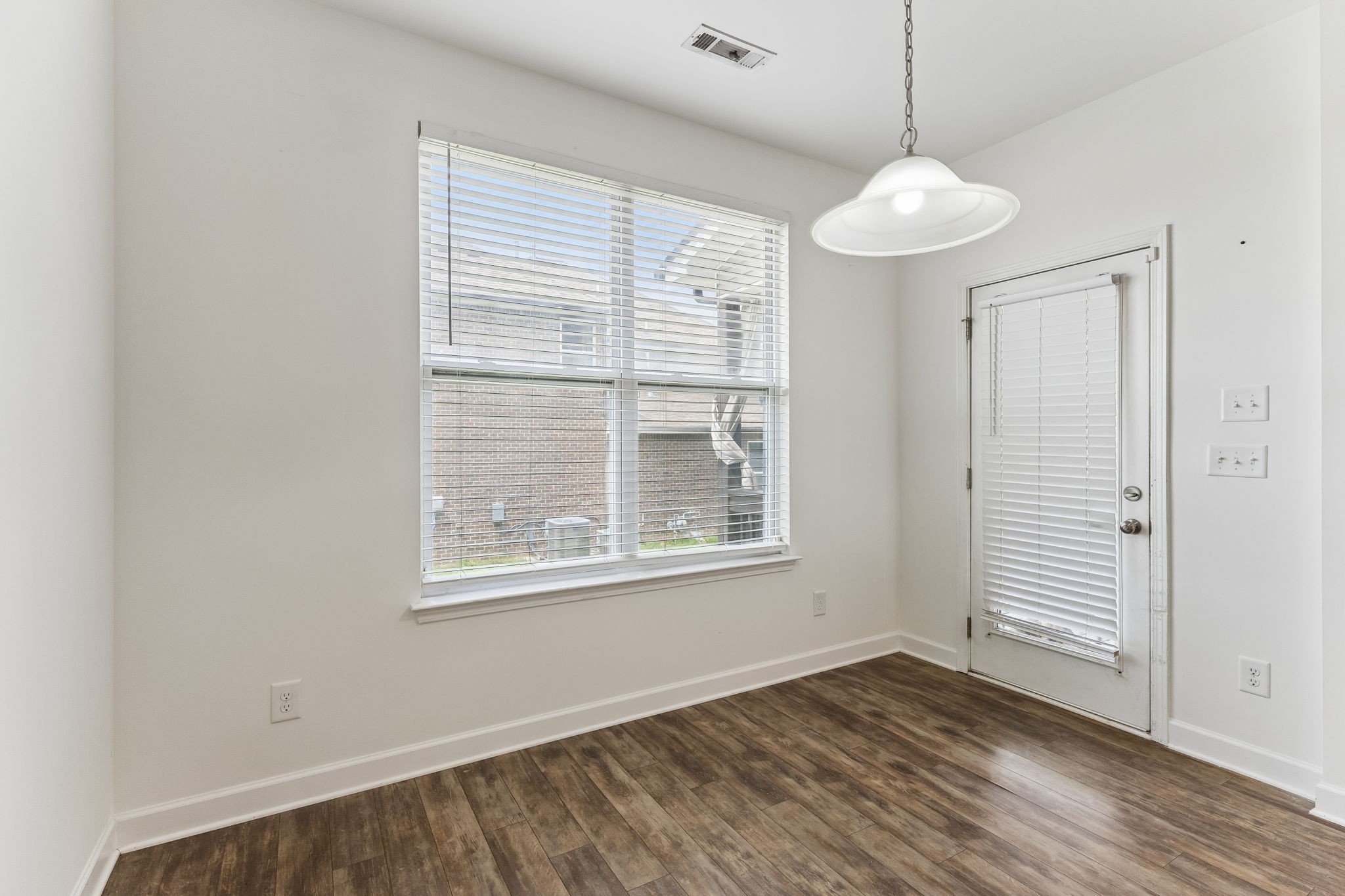 4152 Dwight Way Property Photo 15