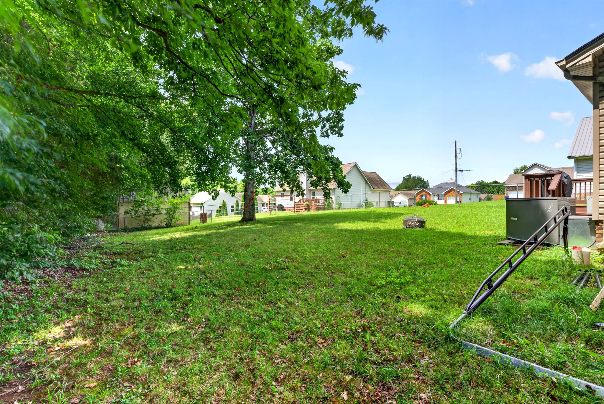 1096 Gunpoint Dr Property Photo 20