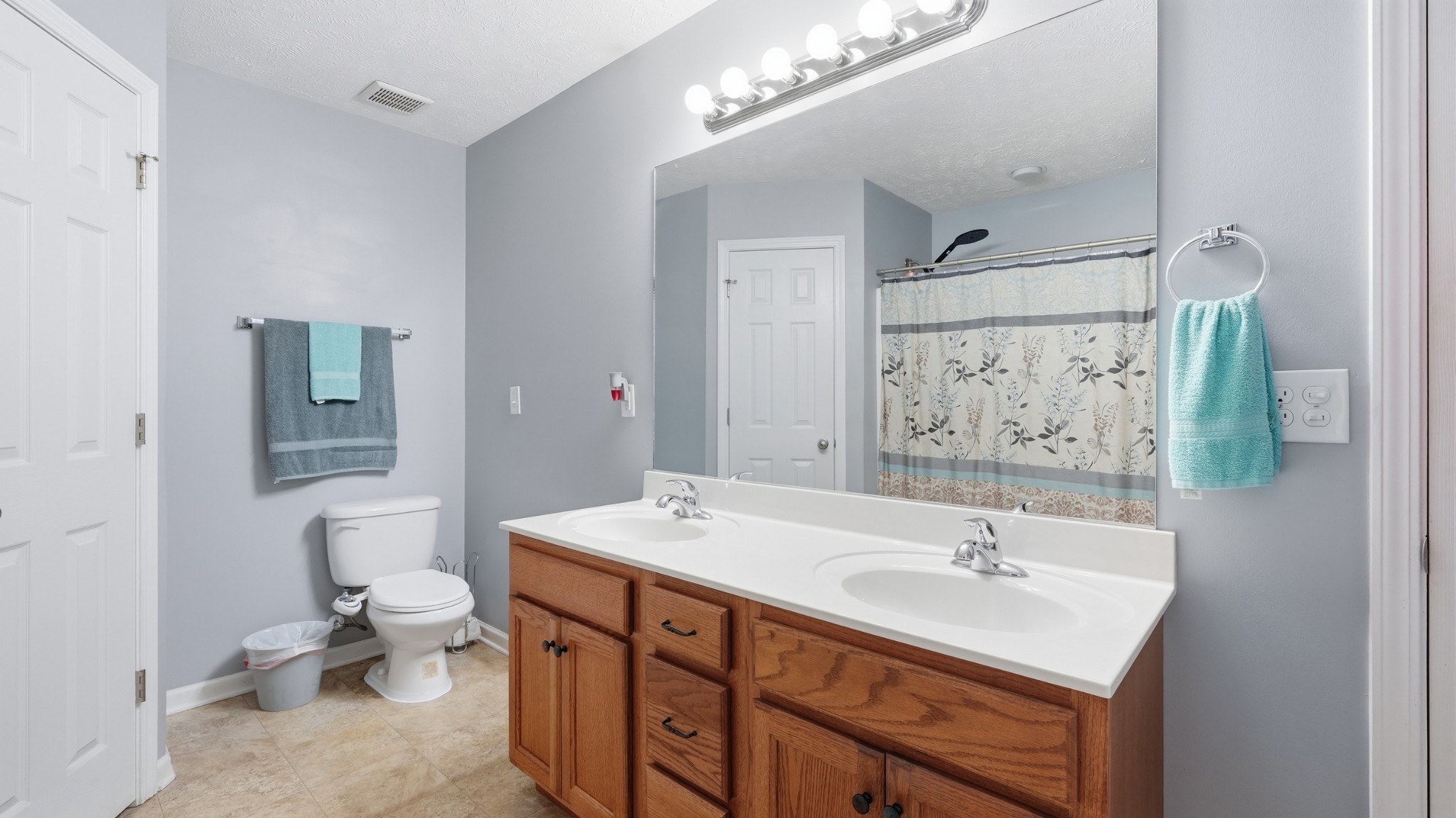 2732 Ridgewood Dr Property Photo 16