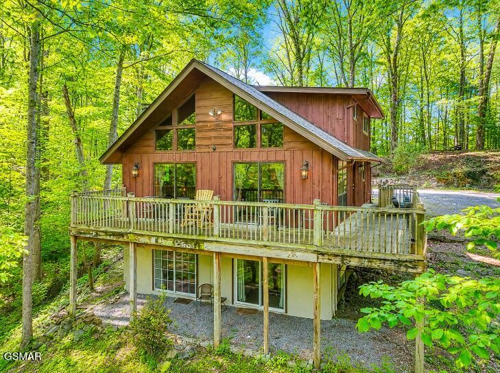 425 Hemlock Lane
