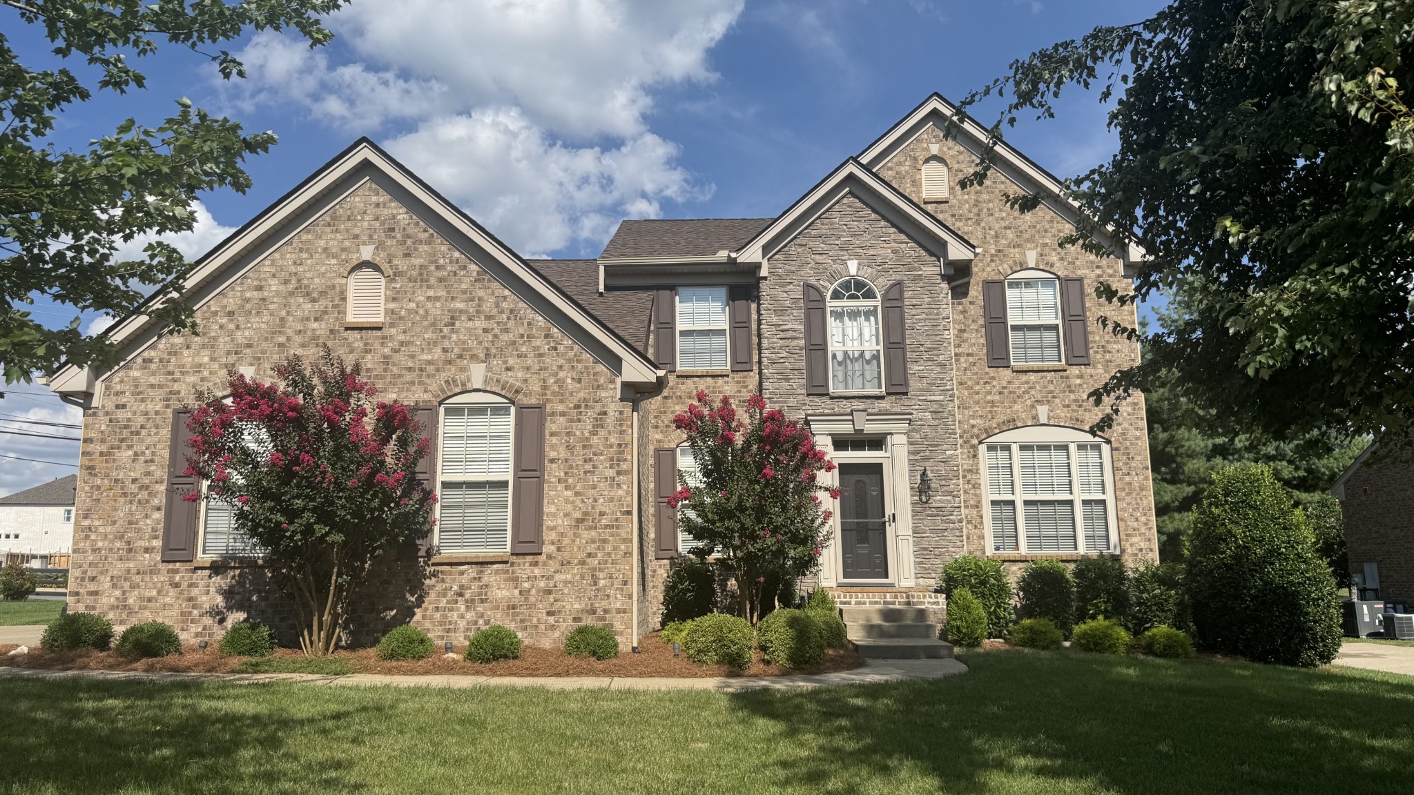 1023 Avery Trace Cir