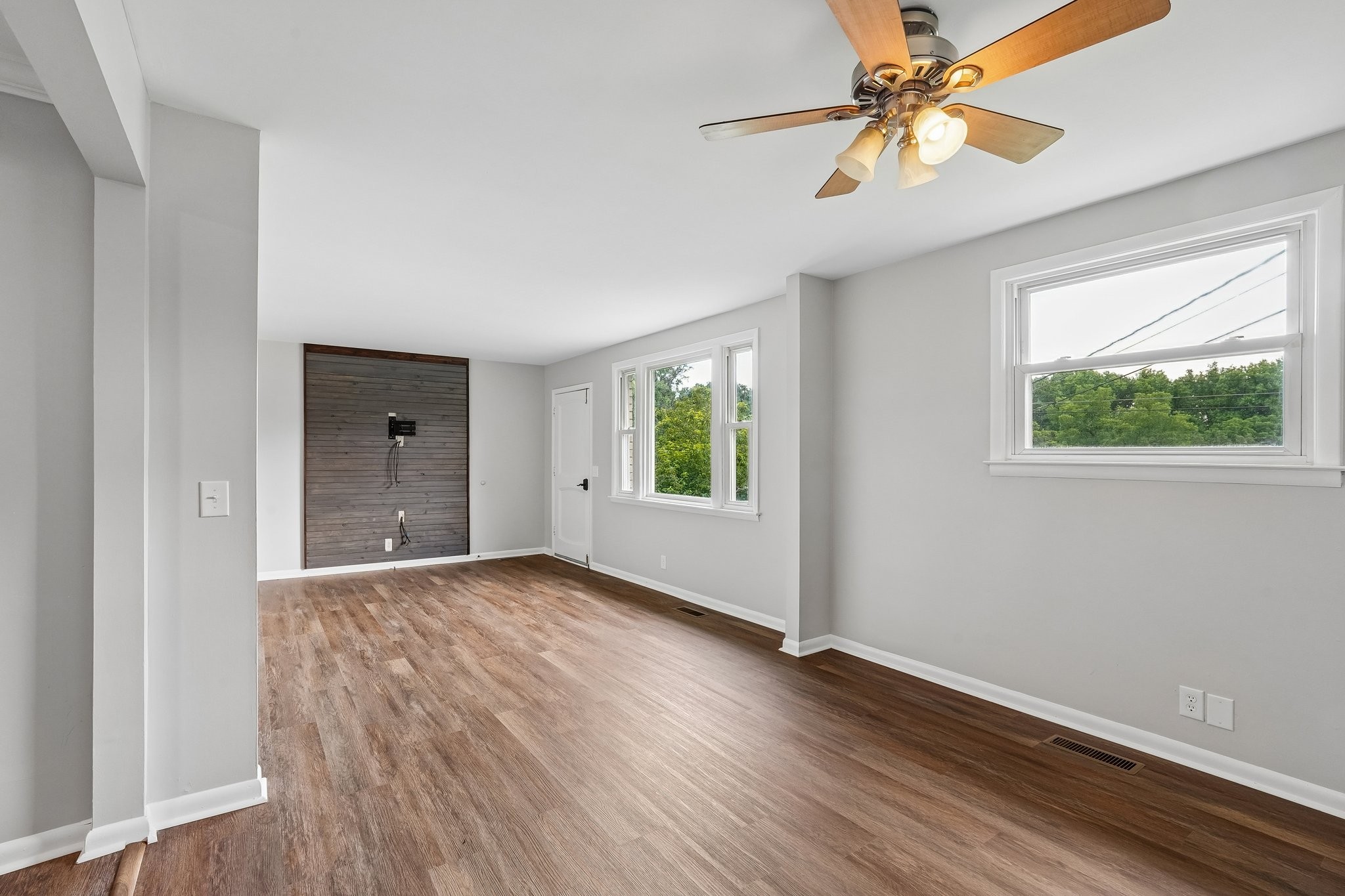 375 Spring Valley Dr Property Photo 10