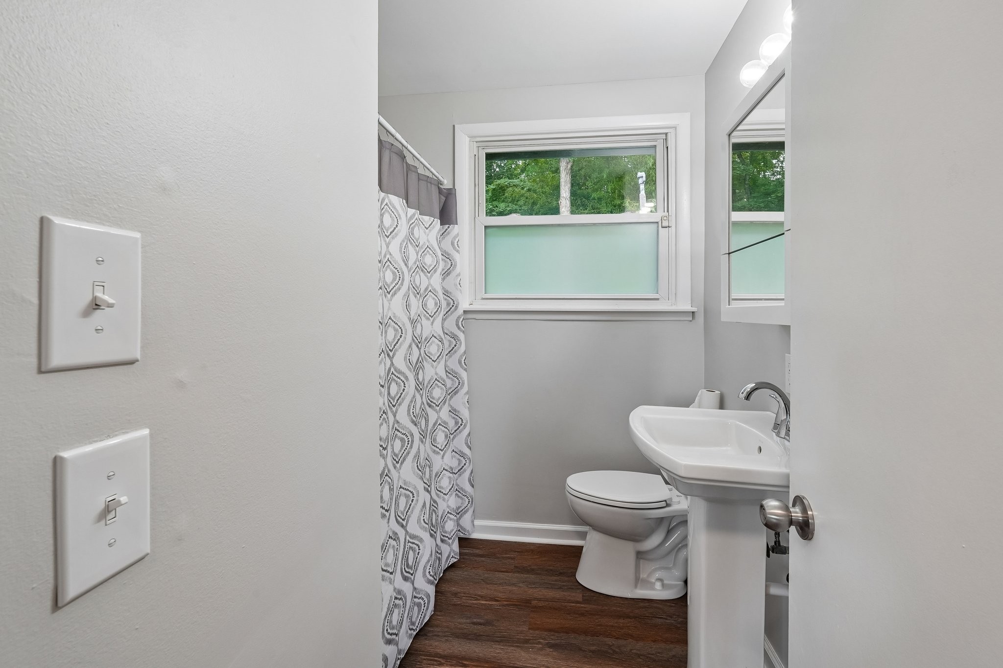375 Spring Valley Dr Property Photo 24
