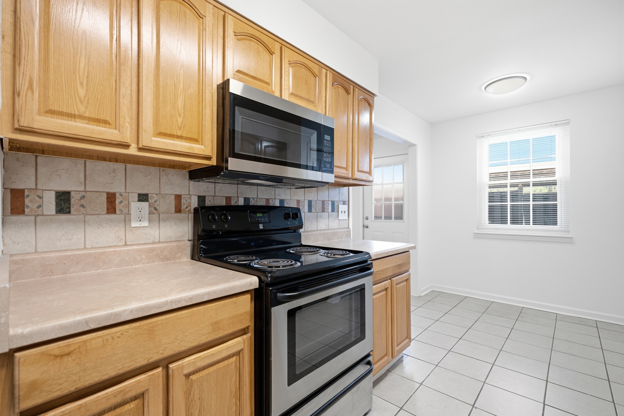 1016 Todd Preis Dr Property Photo 11
