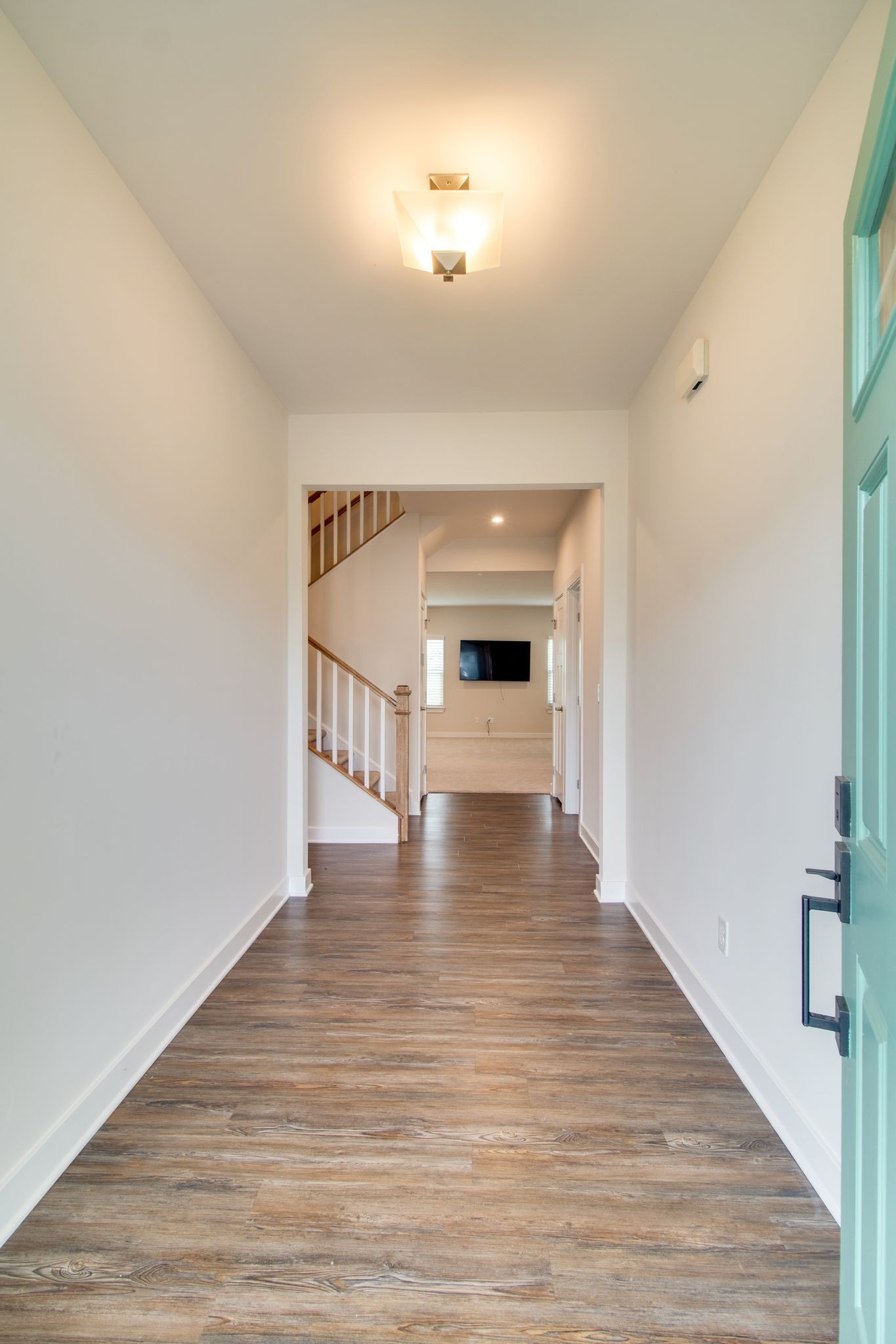 806 Mill Tree Ct Property Photo 5