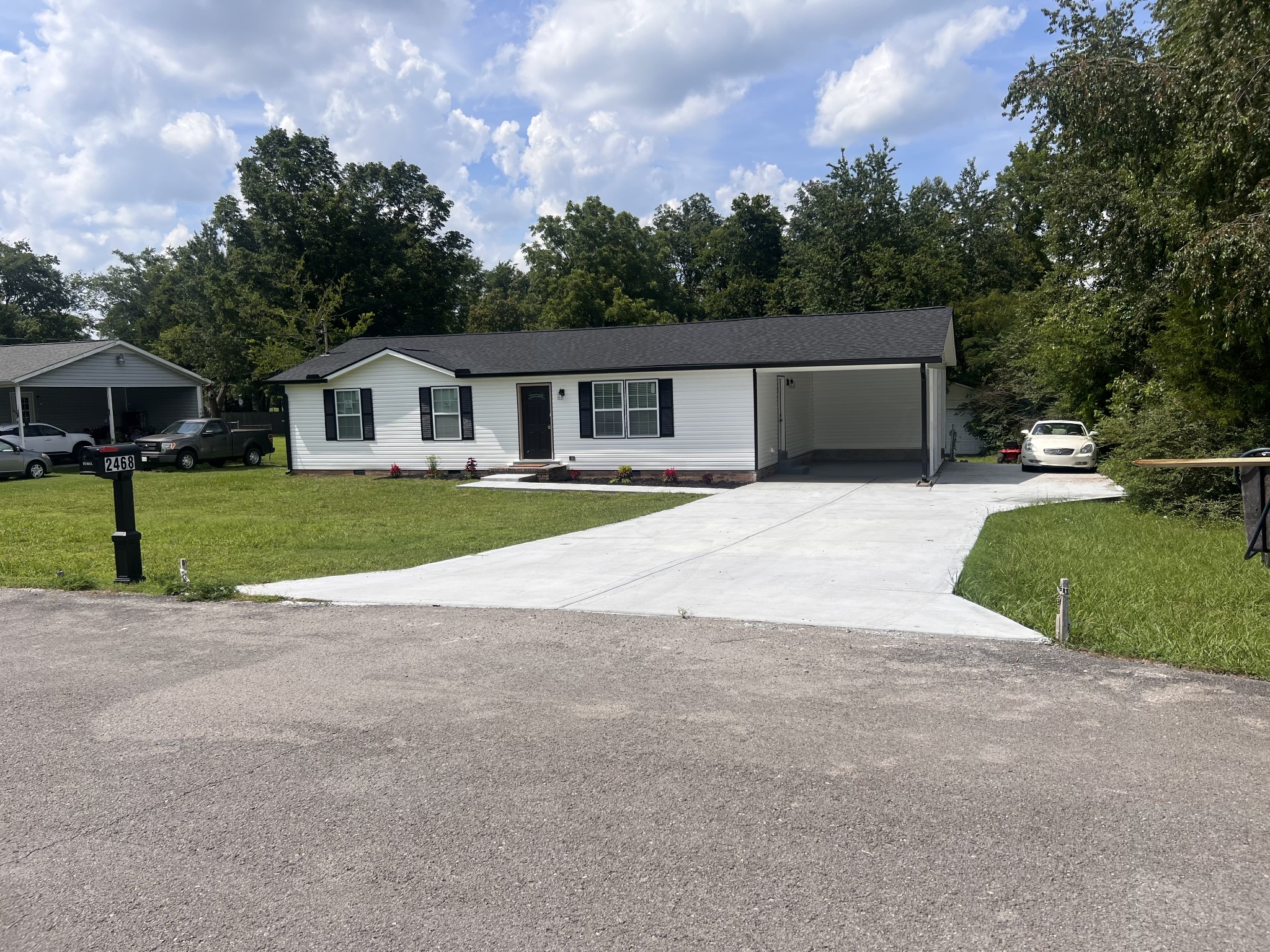 2468 River Oaks Dr Property Photo 9