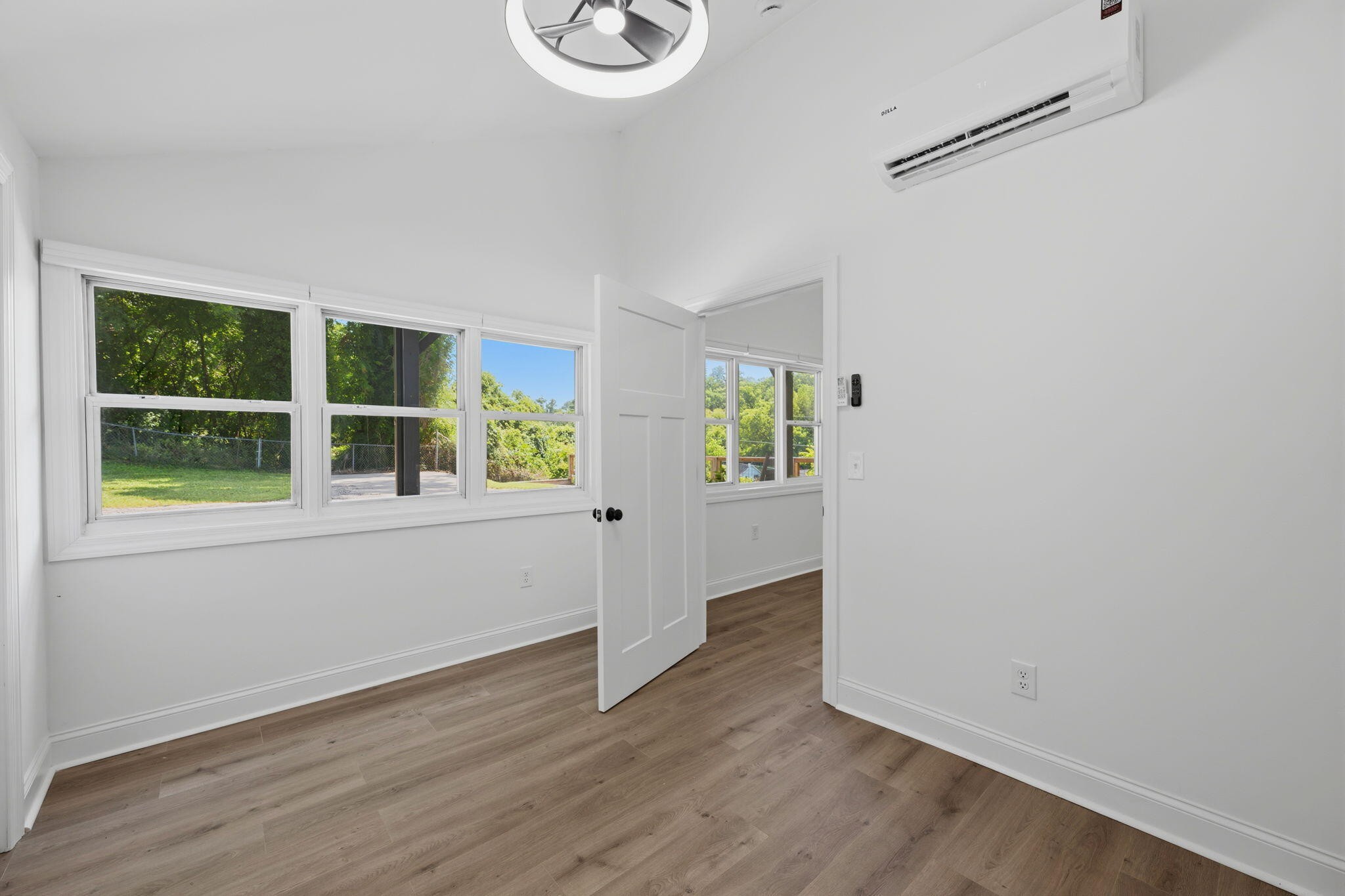 954 Beason Drive Property Photo 12