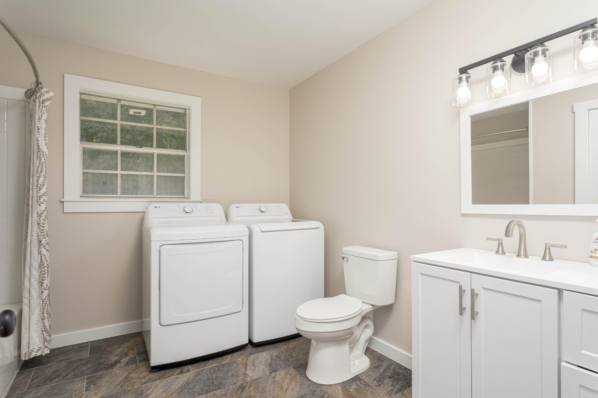 547 Van Davis Road, Nw Property Photo 19