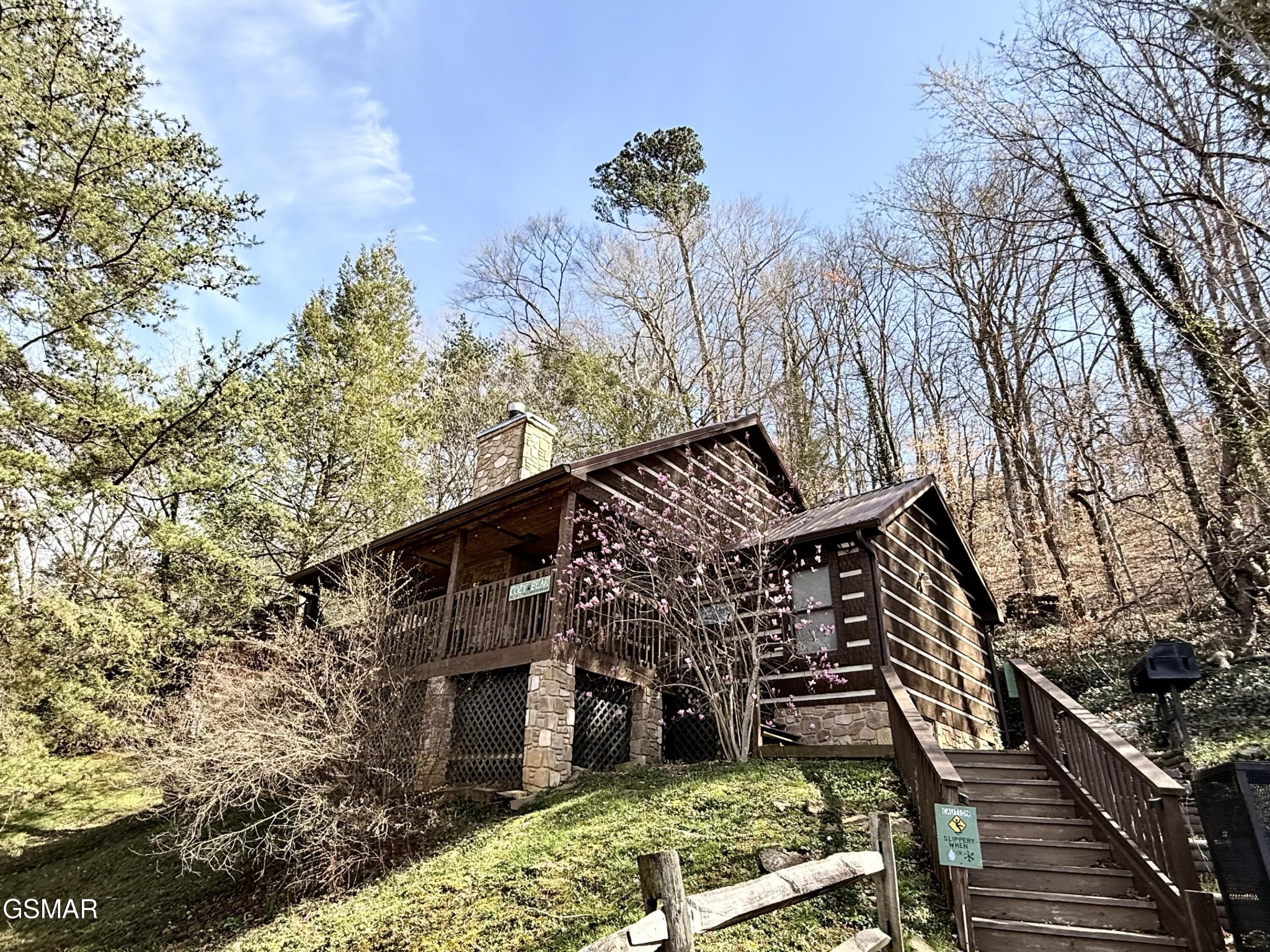 140 Smoky Mountain Way Property Photo 1
