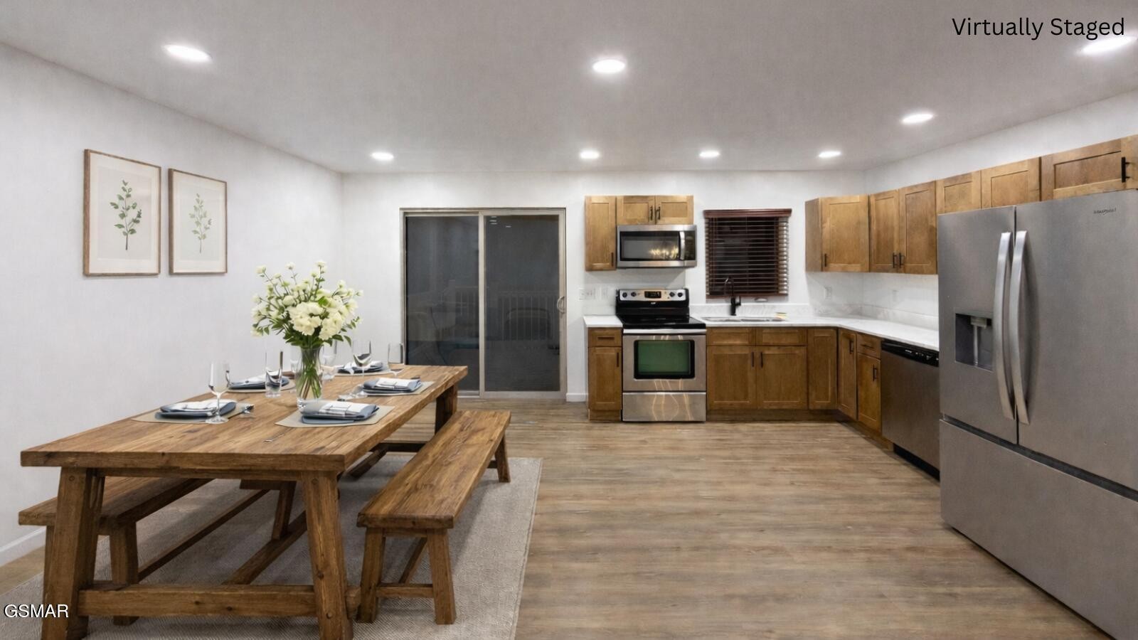 3139 Easy Street Property Photo 9