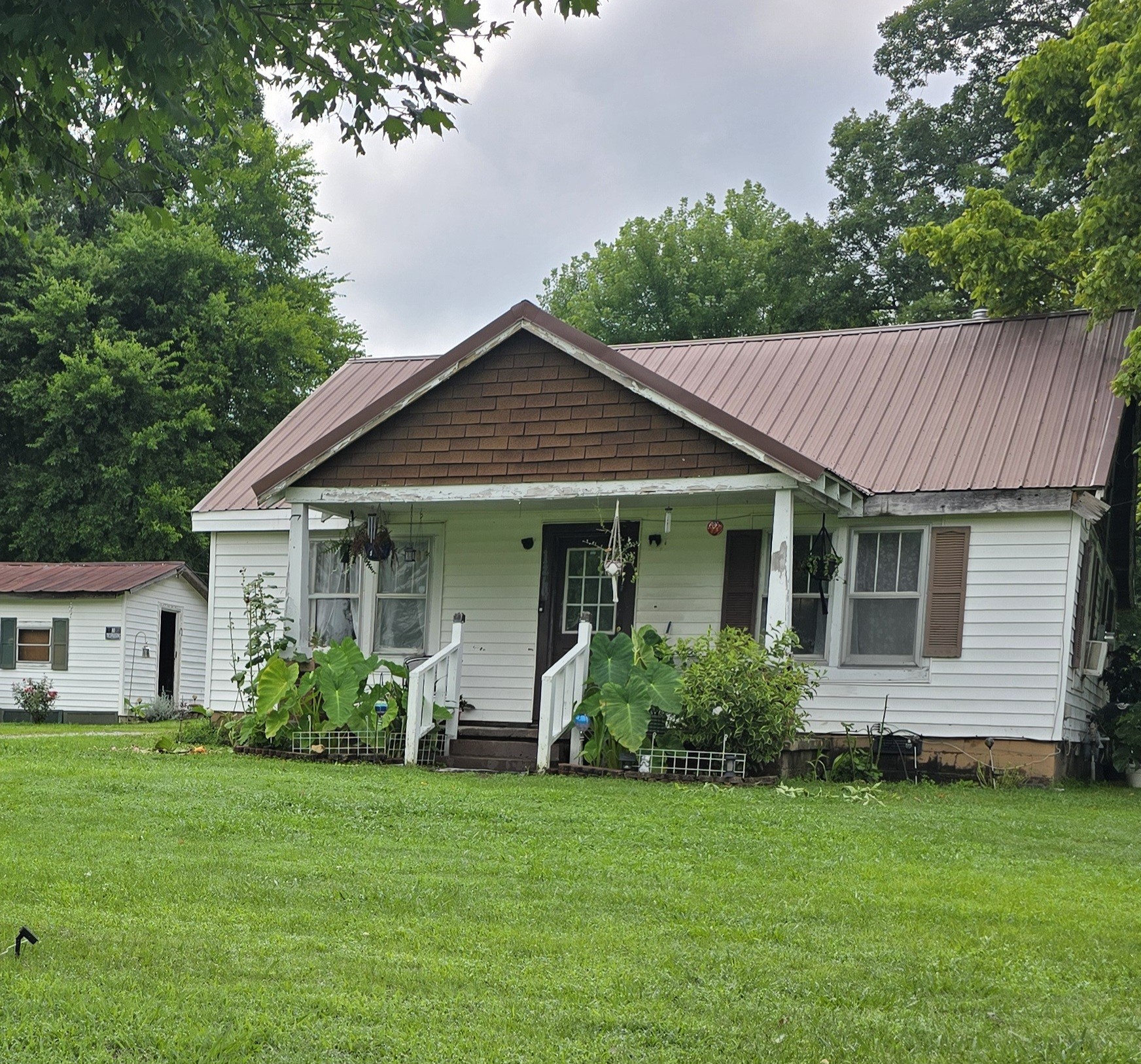 1264 Indian Creek Rd Property Photo 1
