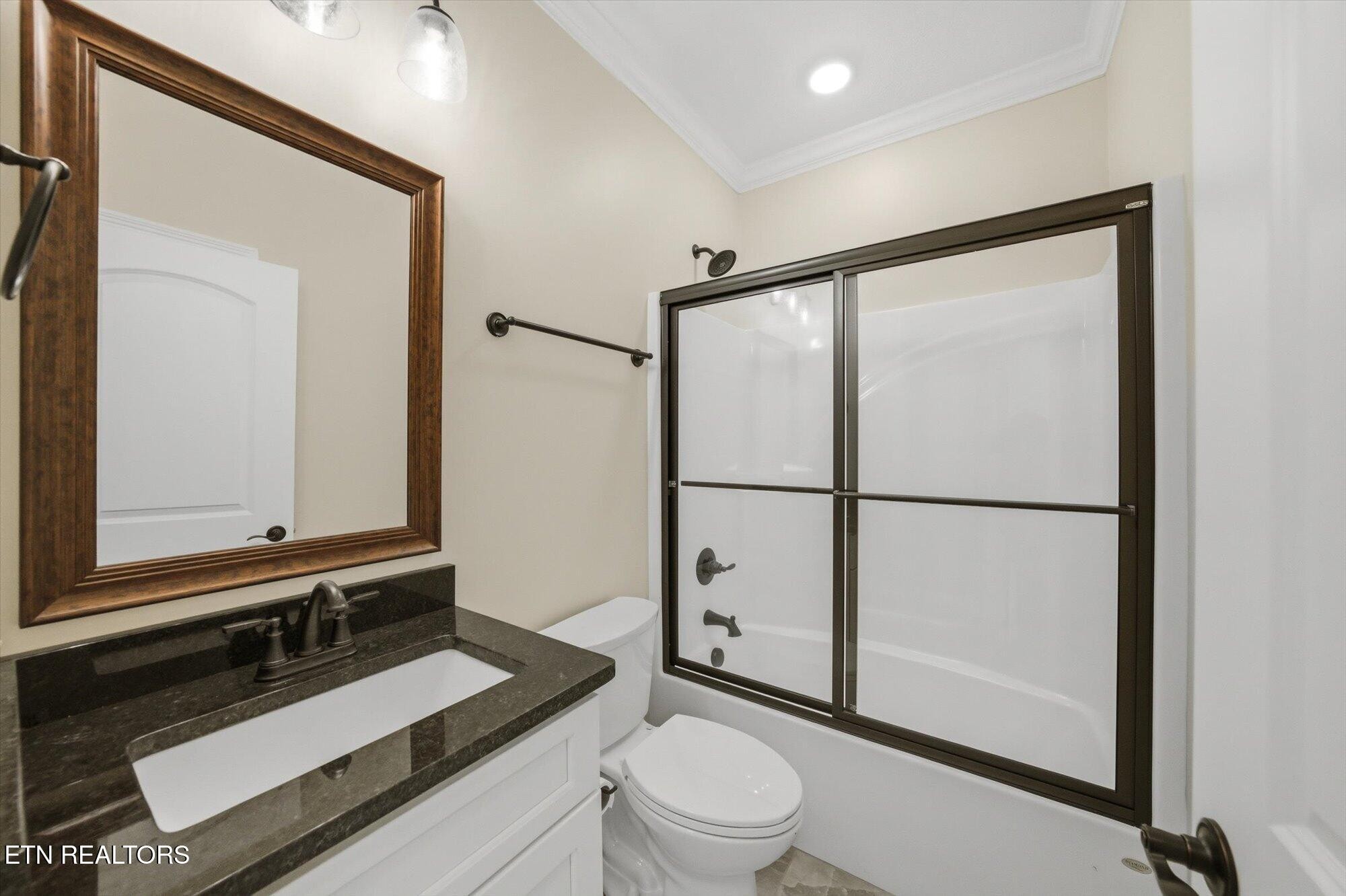 224 Lake View Point Property Photo 26