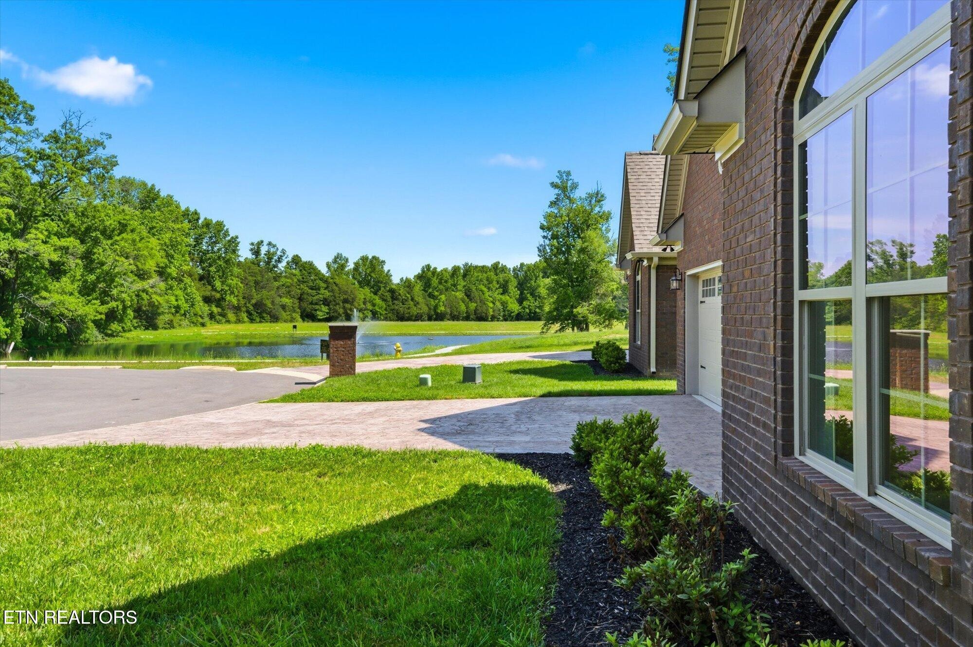 224 Lake View Point Property Photo 34