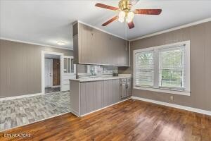 109 Fisher St Property Photo 7