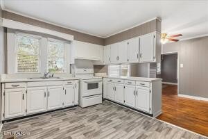 109 Fisher St Property Photo 10