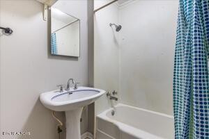109 Fisher St Property Photo 20