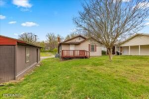 109 Fisher St Property Photo 22