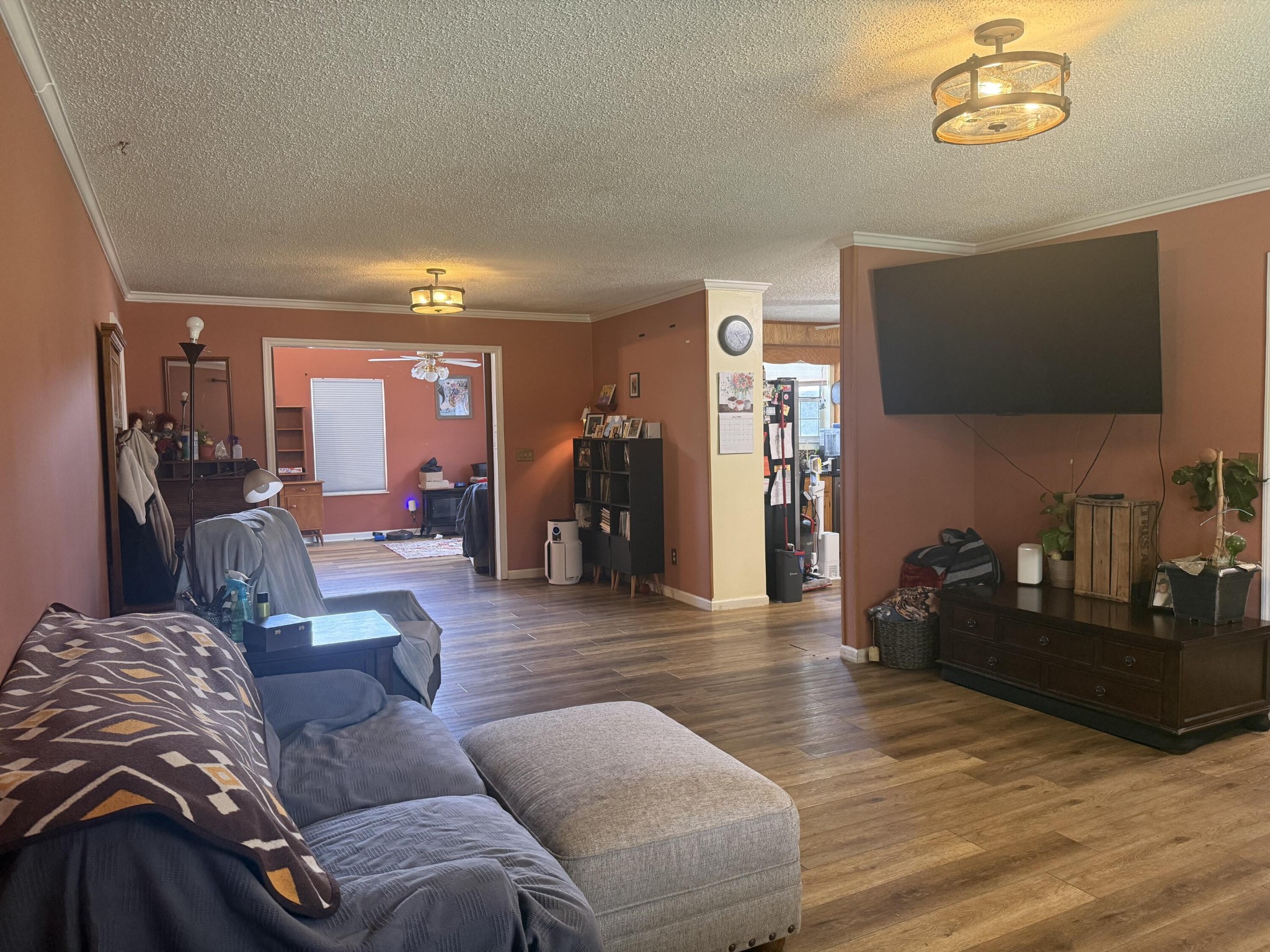 2505 Kenwood Drive Property Photo 4