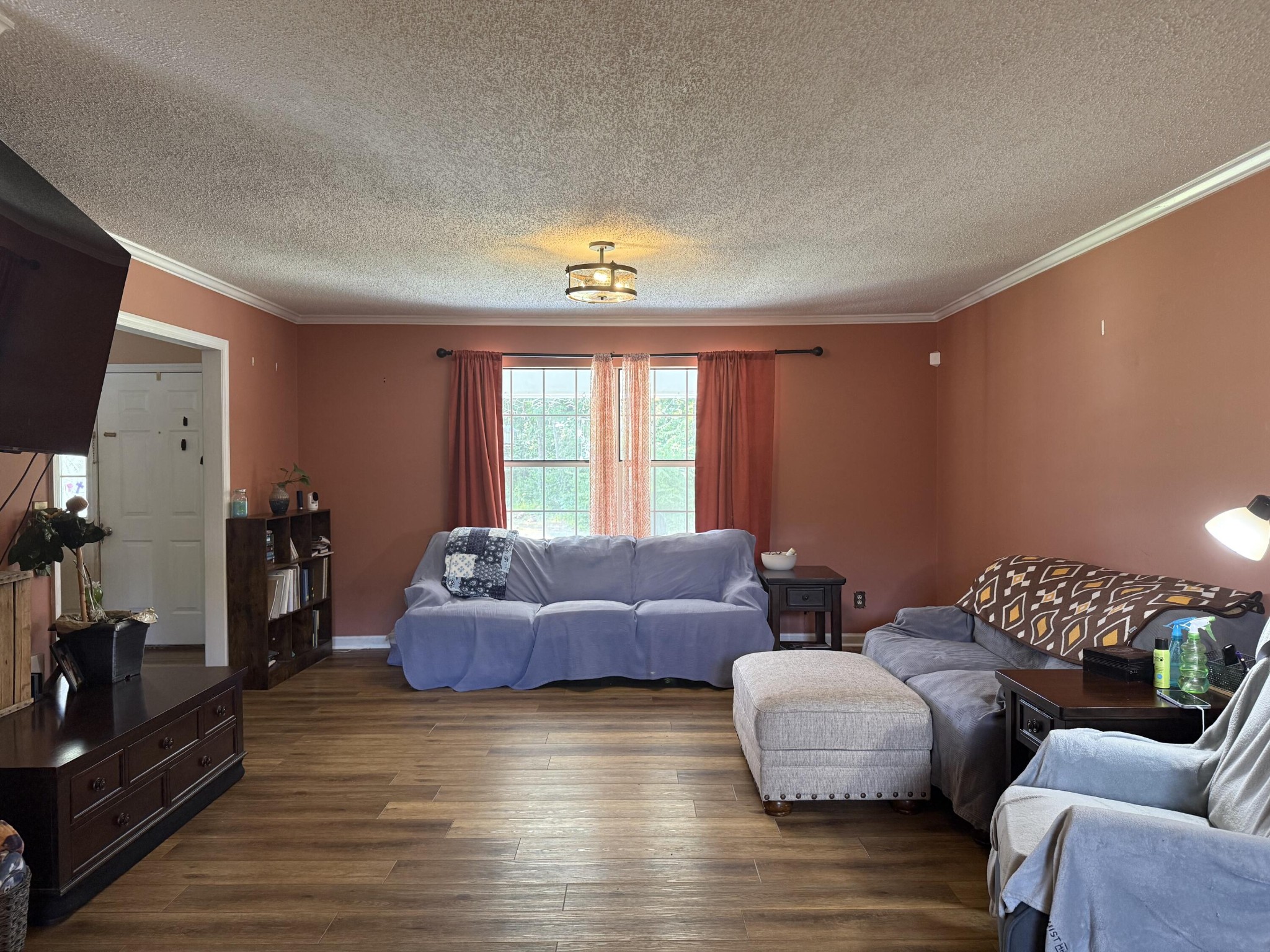 2505 Kenwood Drive Property Photo 5