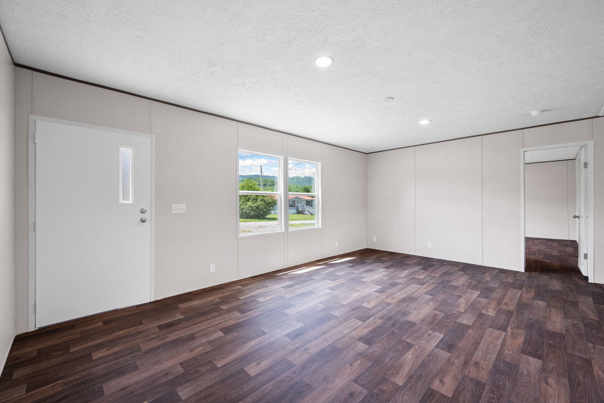 142 Meadow View Property Photo 5