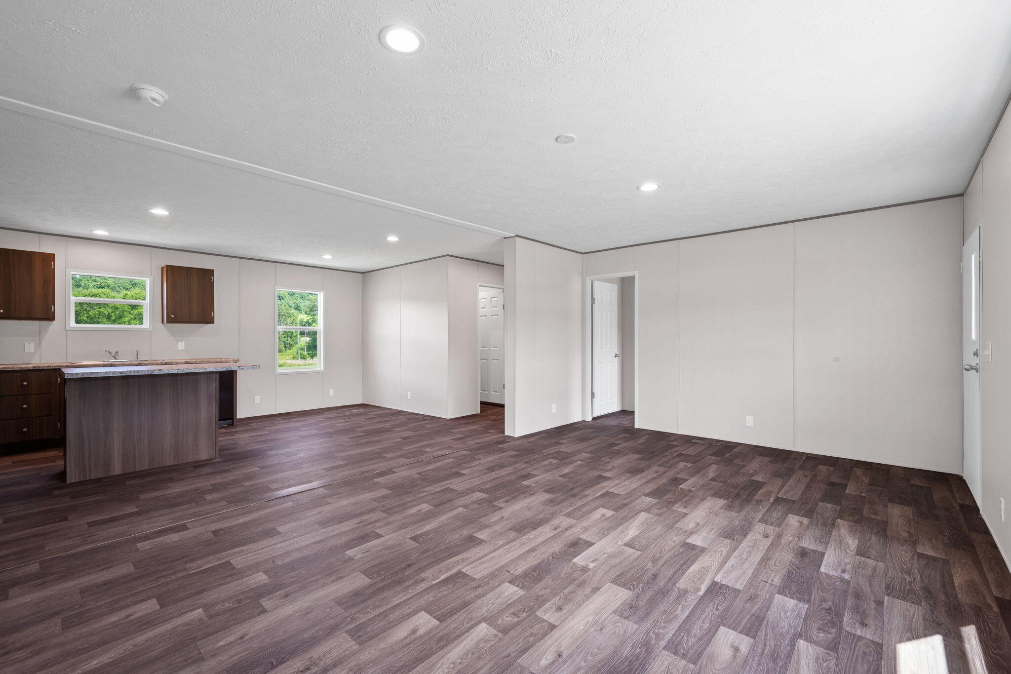 142 Meadow View Property Photo 6