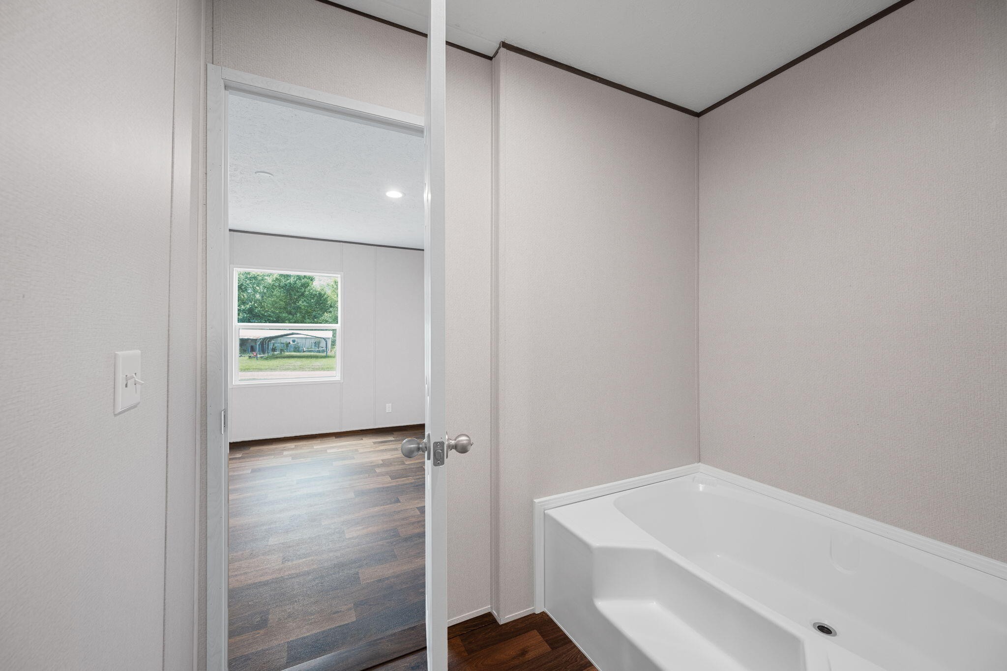 142 Meadow View Property Photo 14