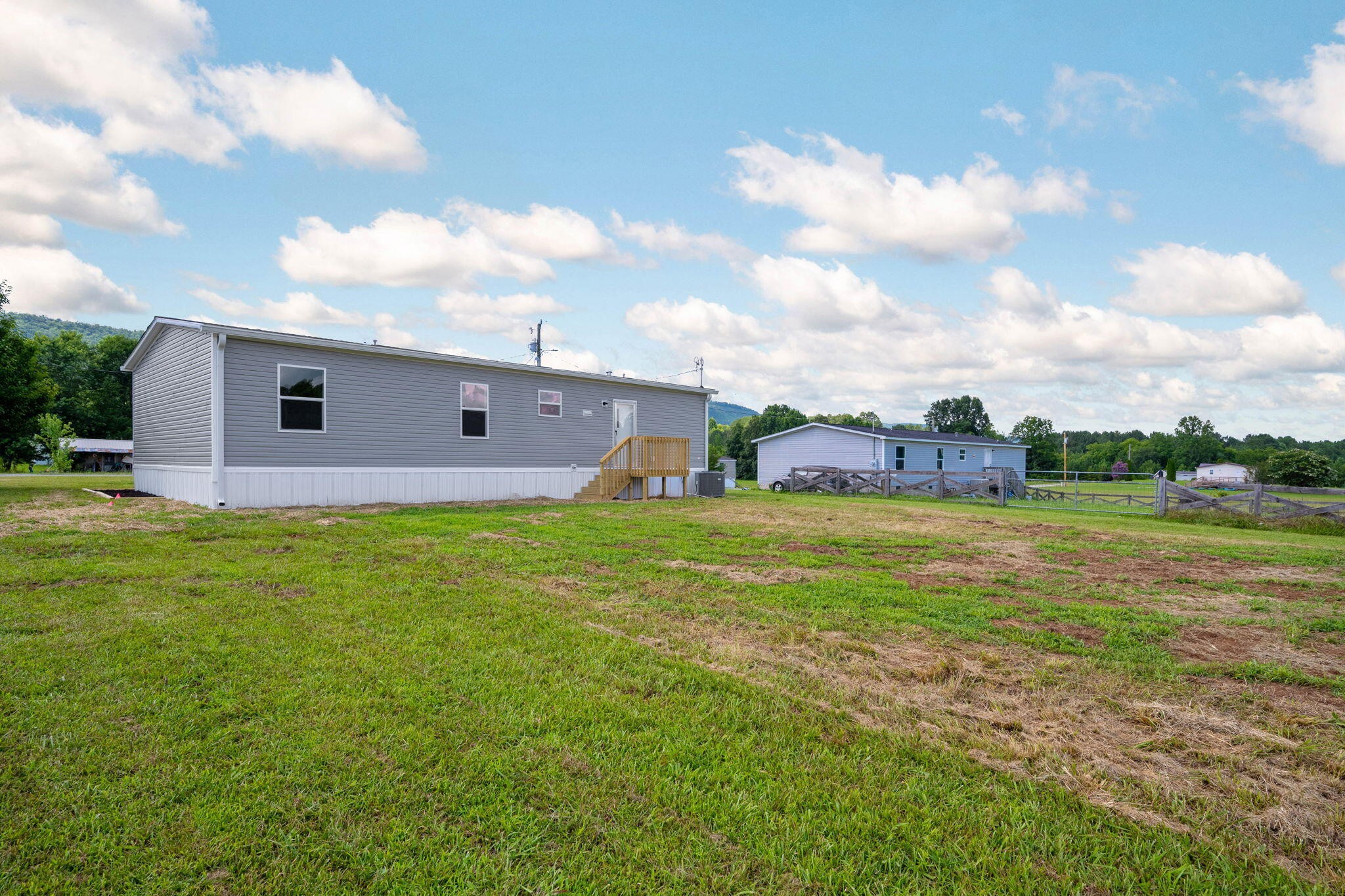 142 Meadow View Property Photo 25