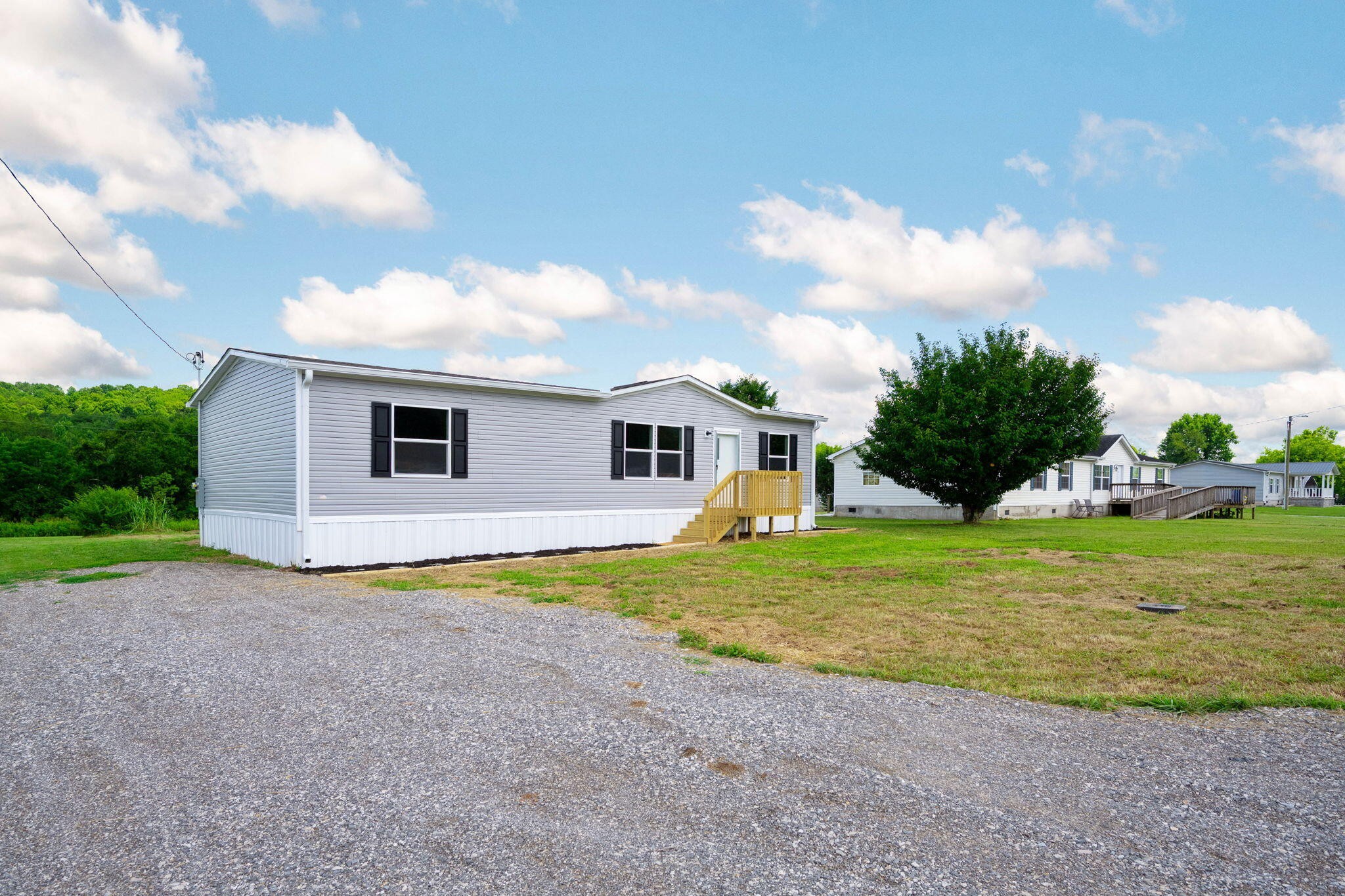142 Meadow View Property Photo 29