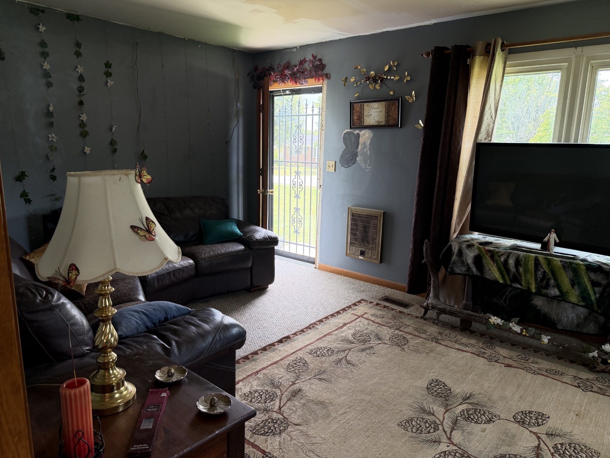 835 Anthony Ave Property Photo 3