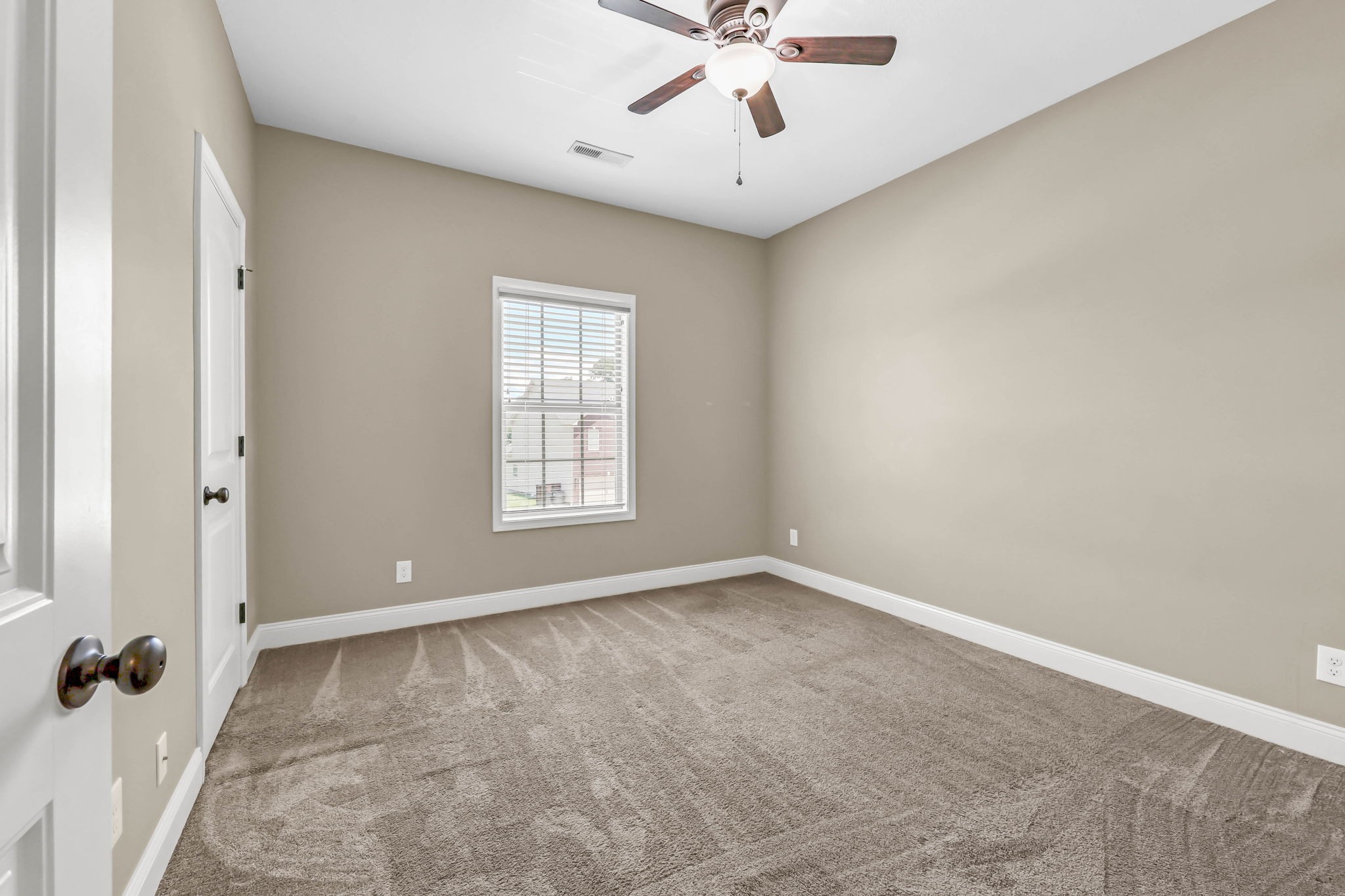 939 Nectar Ct Property Photo 17