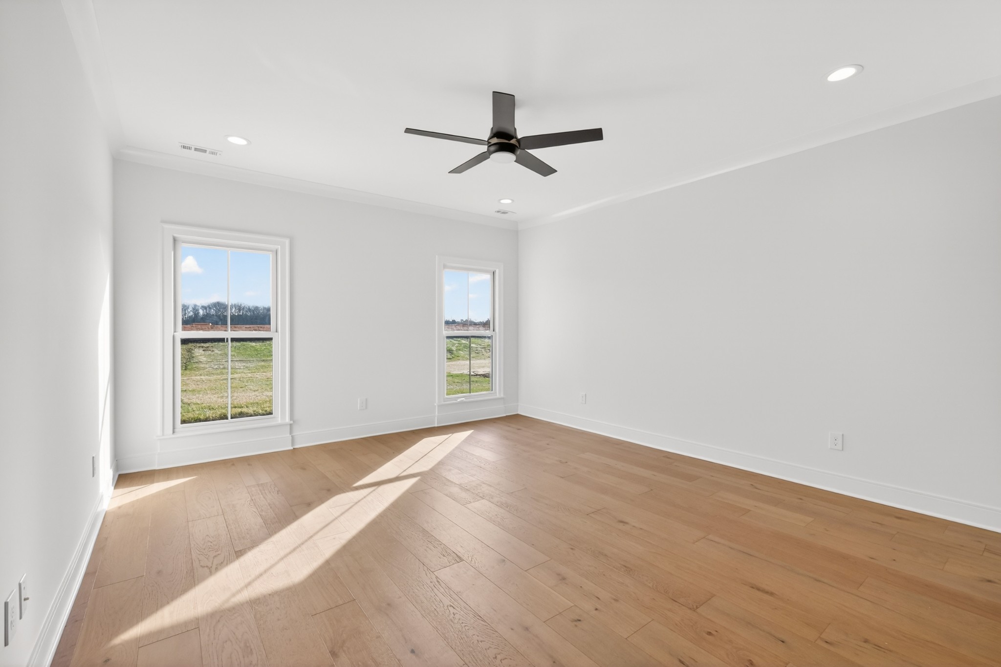 5541 Sinclair St Property Photo 33