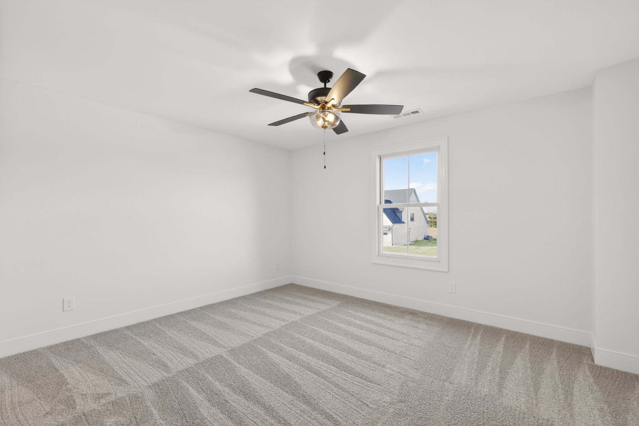5541 Sinclair St Property Photo 62