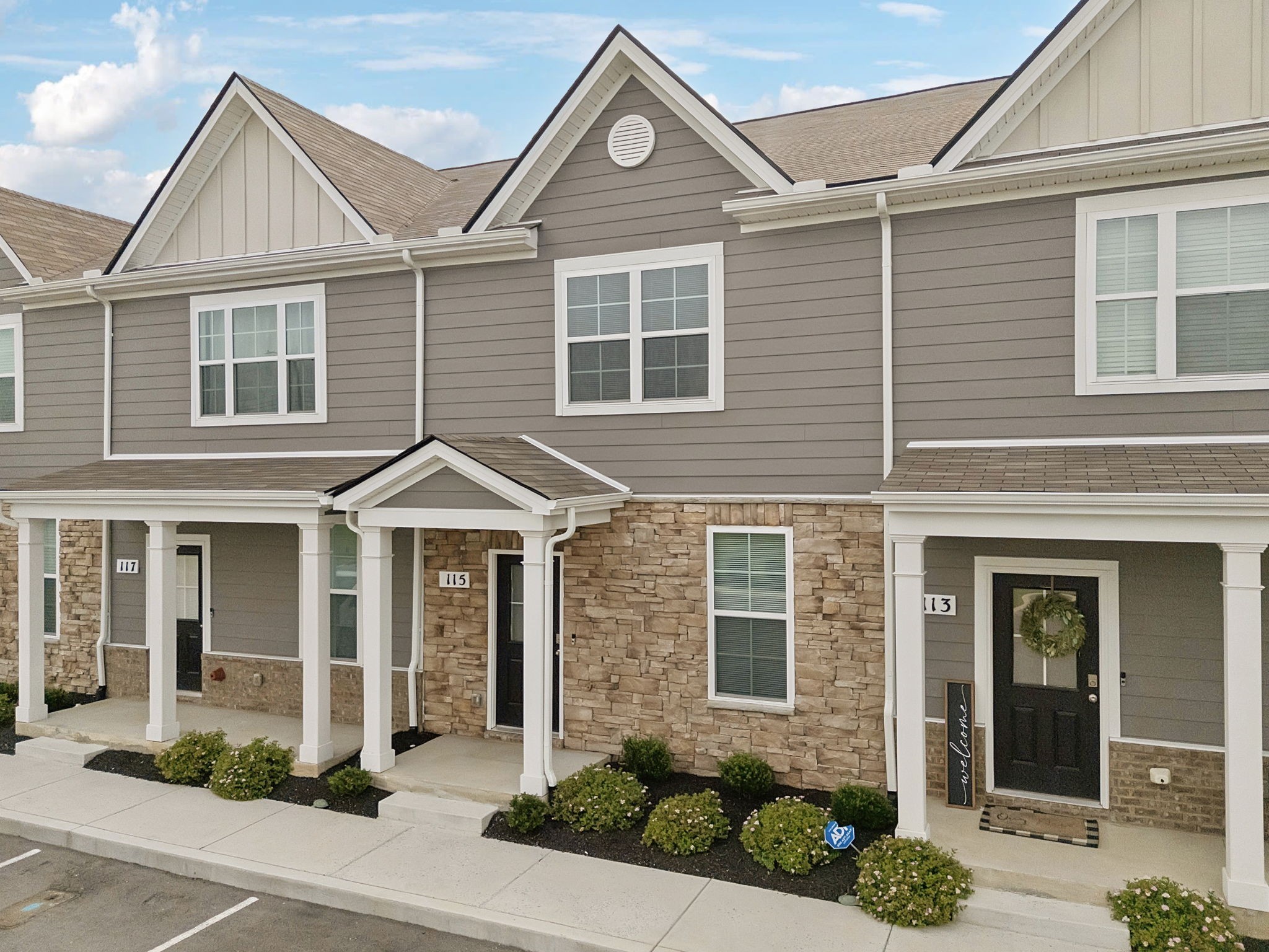 115 Grayson Cir