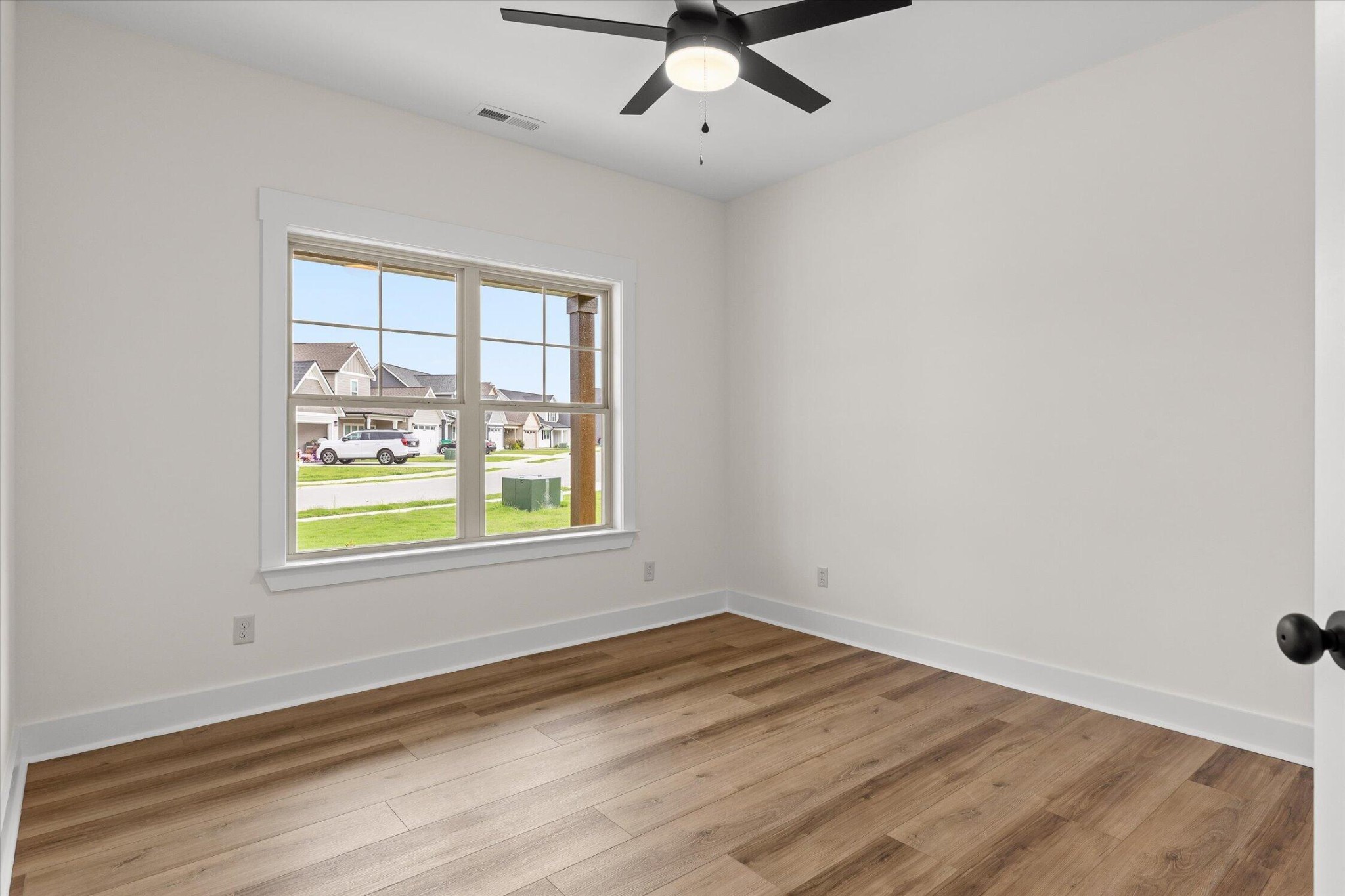 243 Willow Grove Court Property Photo 8