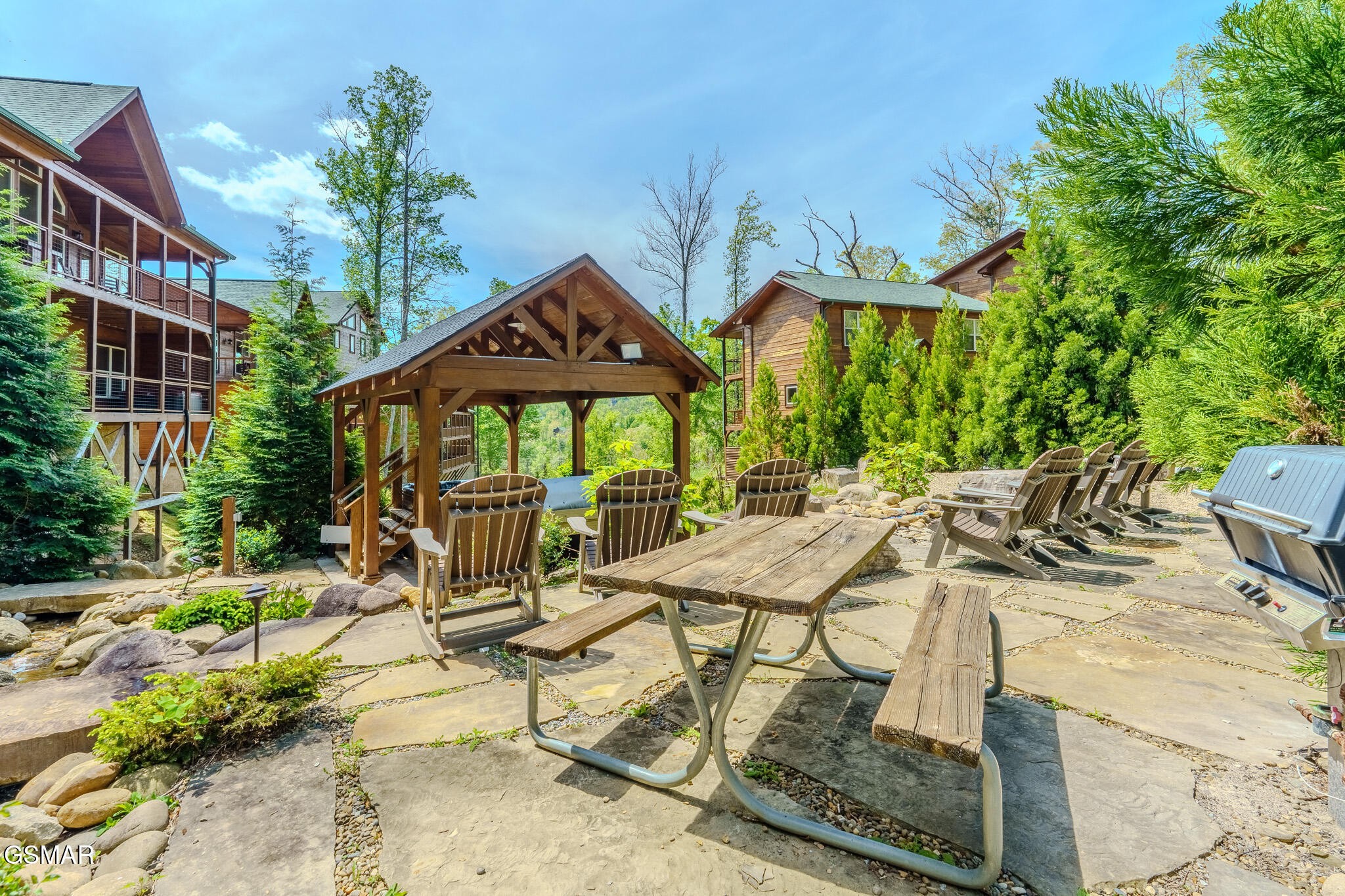 1116 Greenbriar Village Lane Property Photo 56