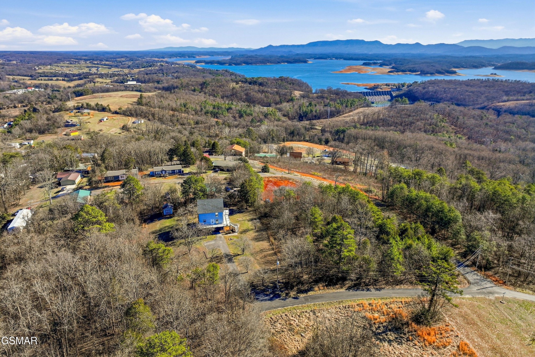 2812 Burnett Drive Property Photo 4