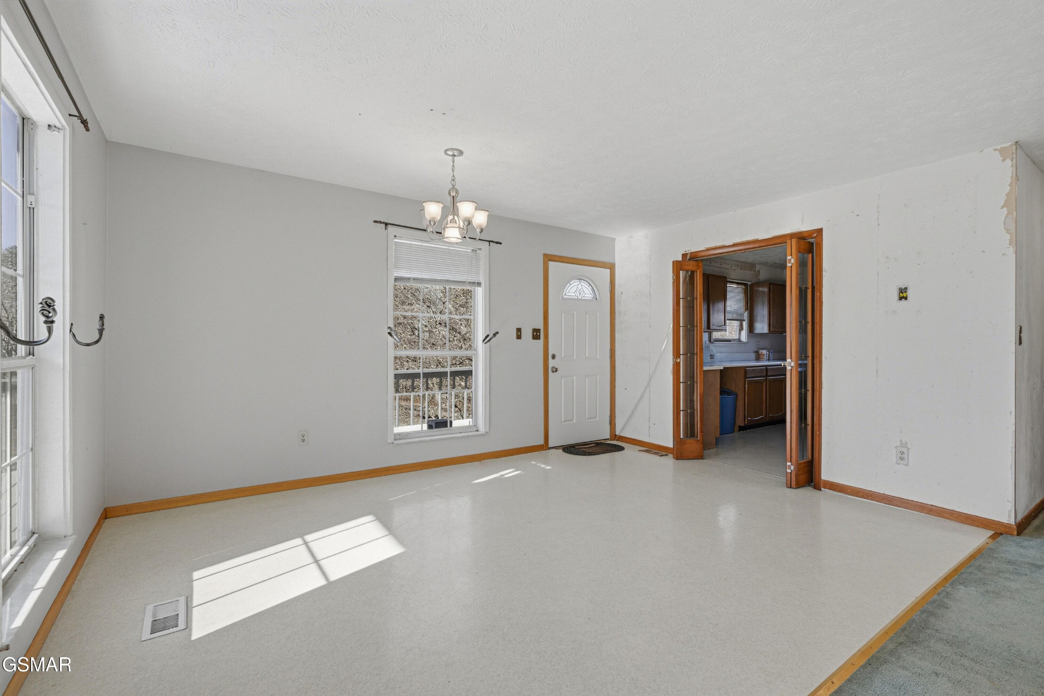 2812 Burnett Drive Property Photo 7