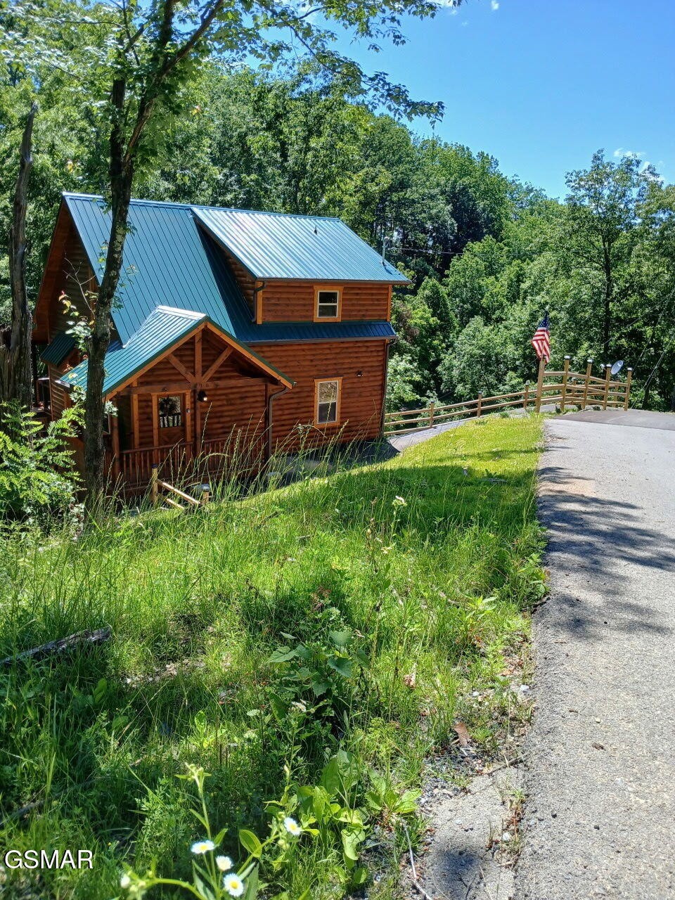 2218 Ridgeland Circle Property Photo 1