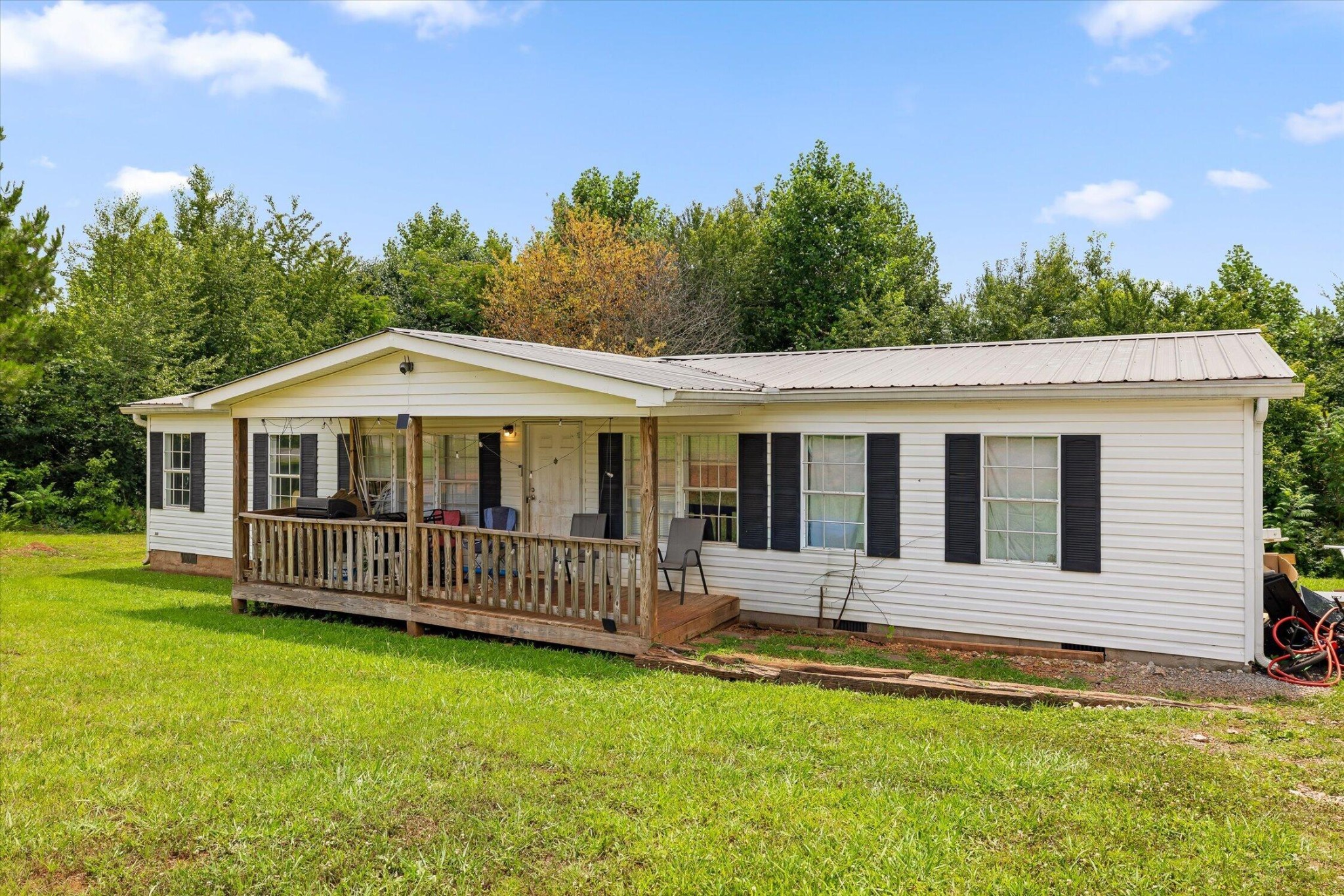 628 Crystal View Court Property Photo 2