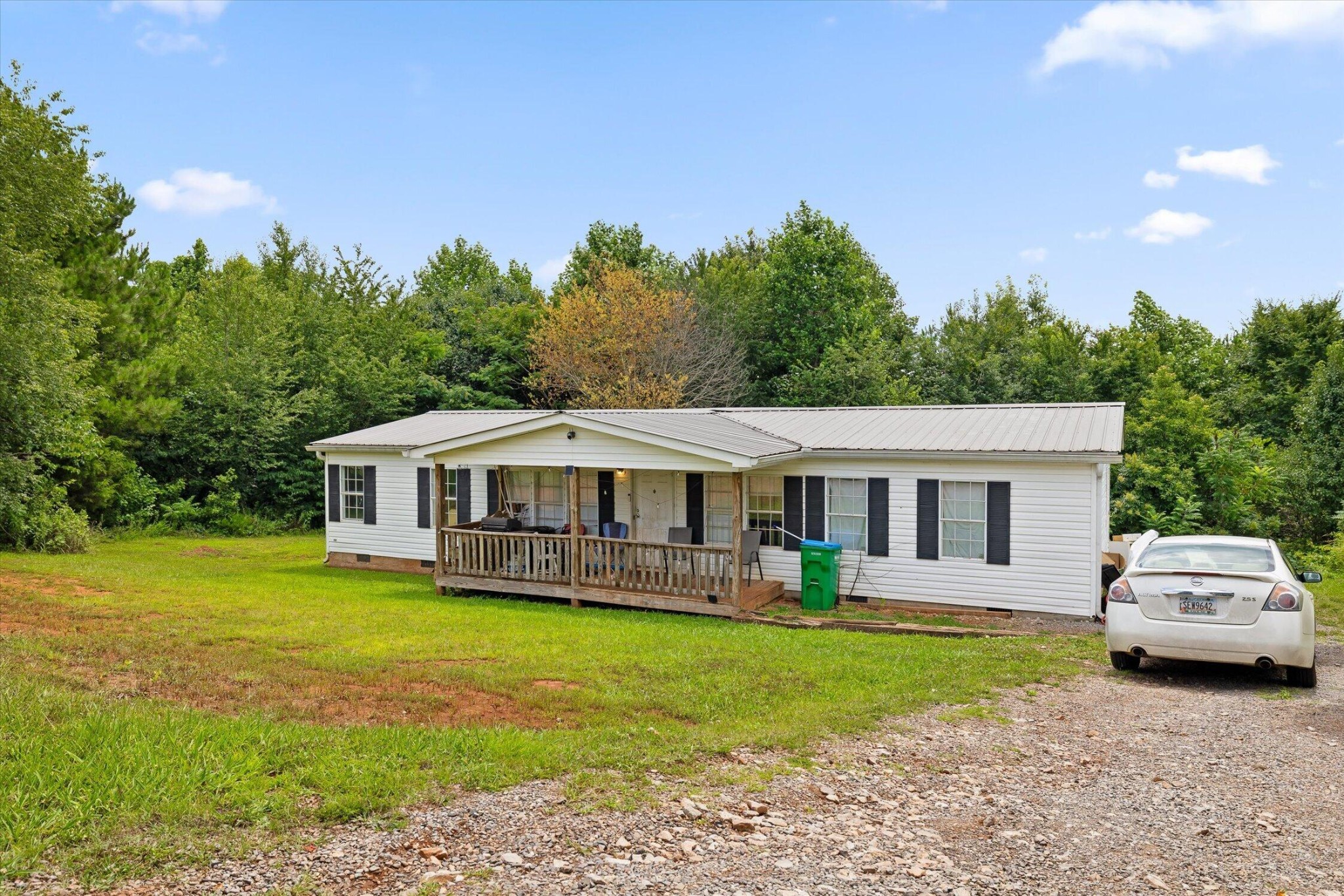 628 Crystal View Court Property Photo 3