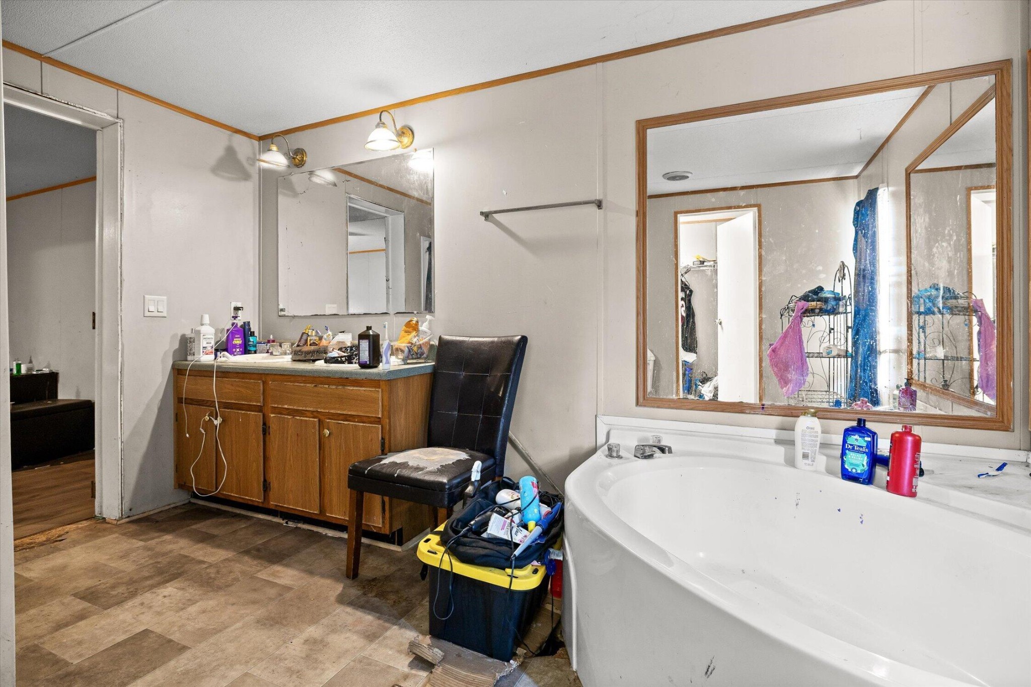 628 Crystal View Court Property Photo 18