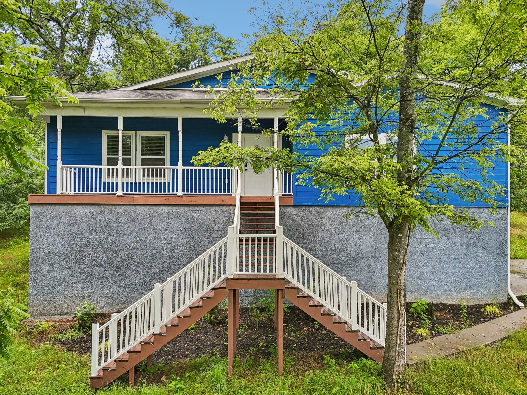 286 Emily Ln Property Photo 1