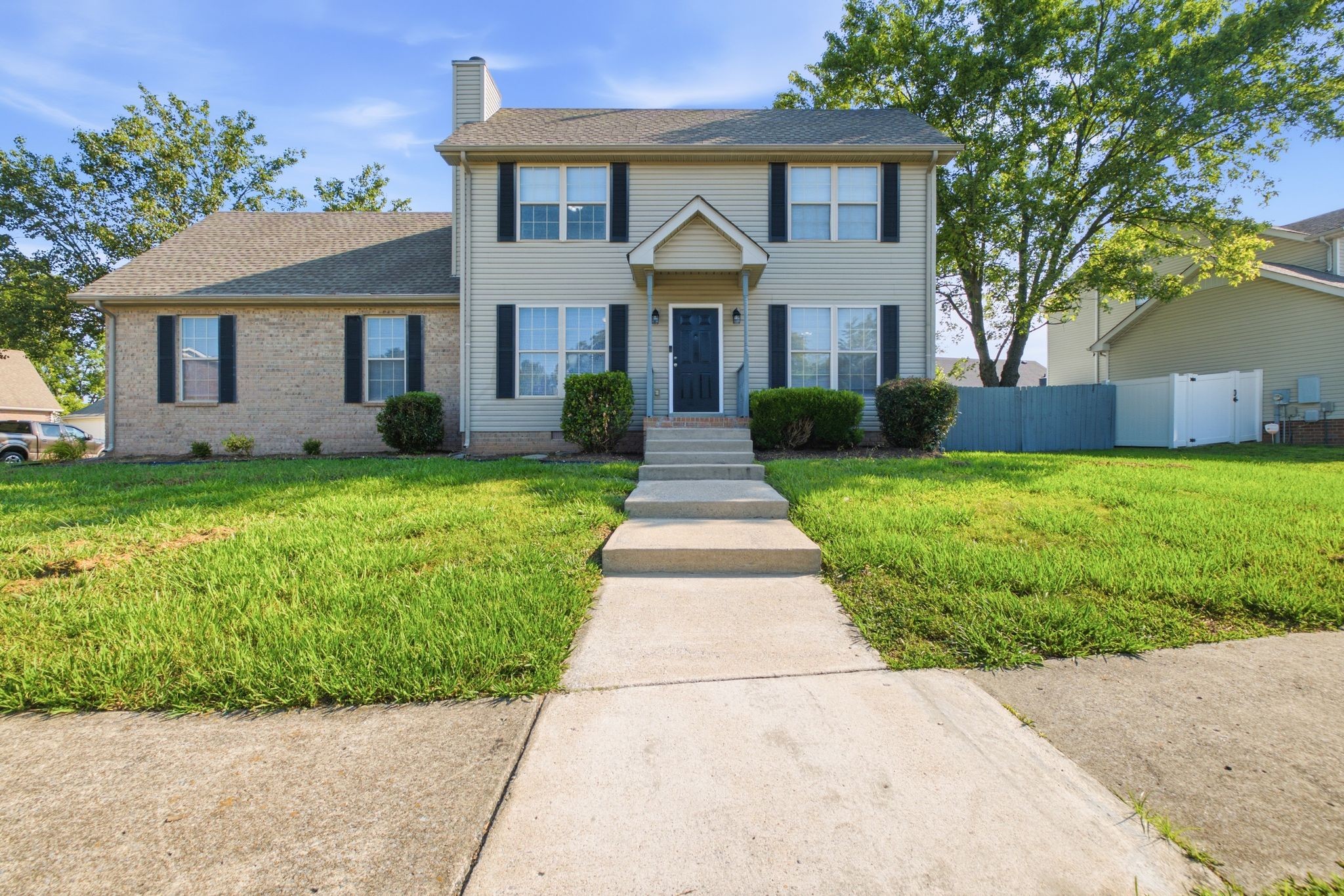 109 Homestead Pl