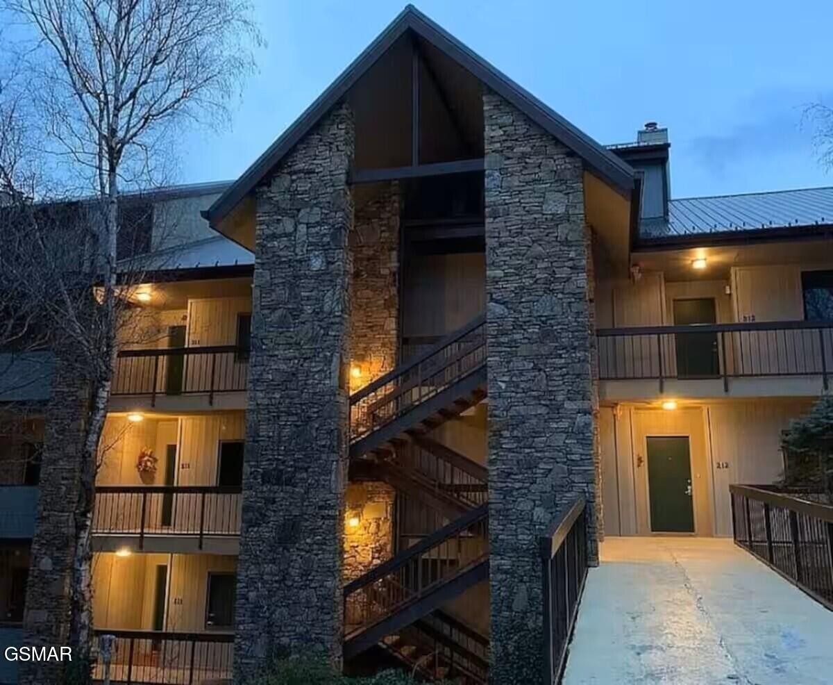 1130 Ski View Drive Property Photo 1