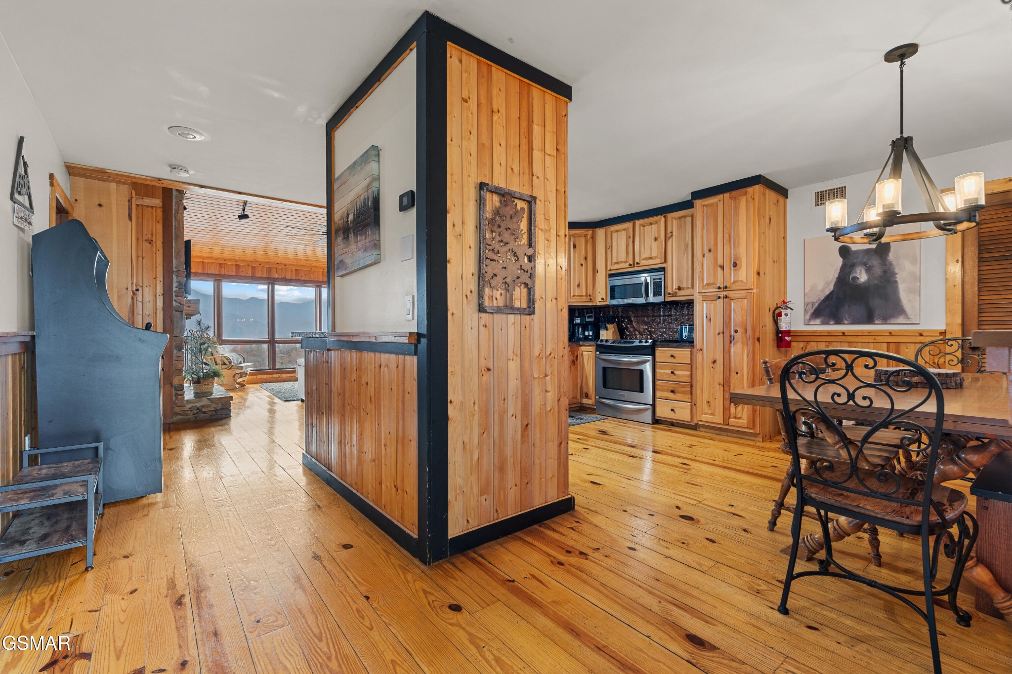 1130 Ski View Drive Property Photo 10