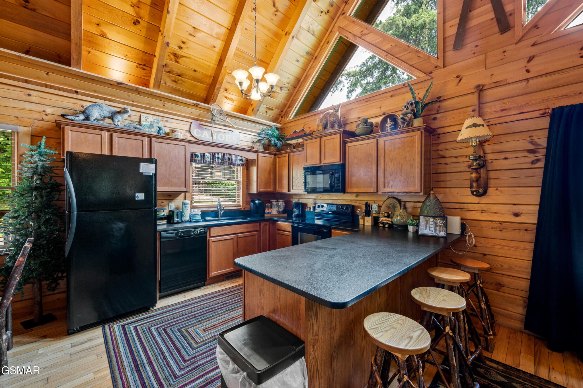 242 Alpine Mountain Way Property Photo 13